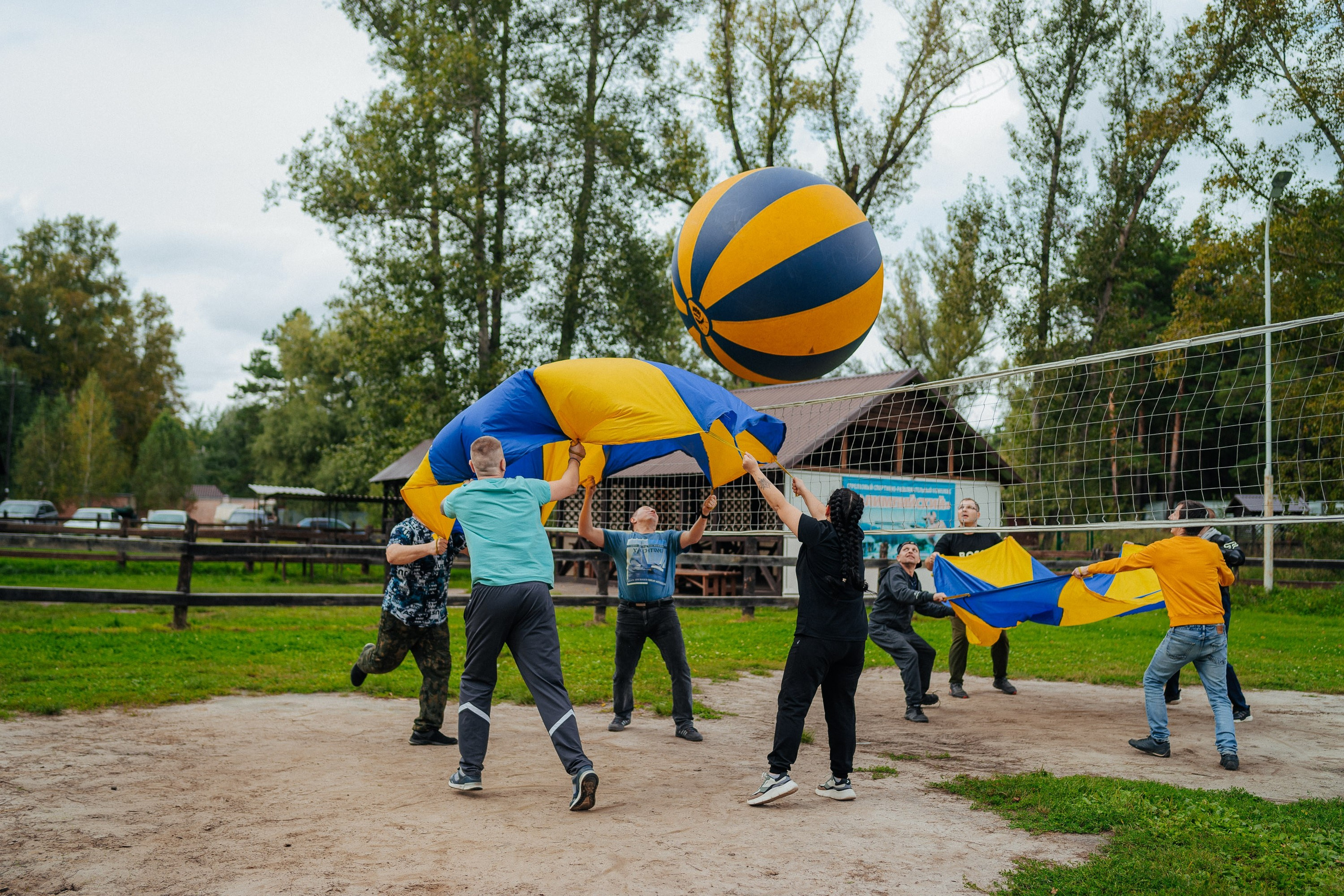 Тимбилдинг МеталлСтрой — Олимпийский. Репортажный (Event) фотограф в Барнауле | Даниил Маркин | Качество и вайб