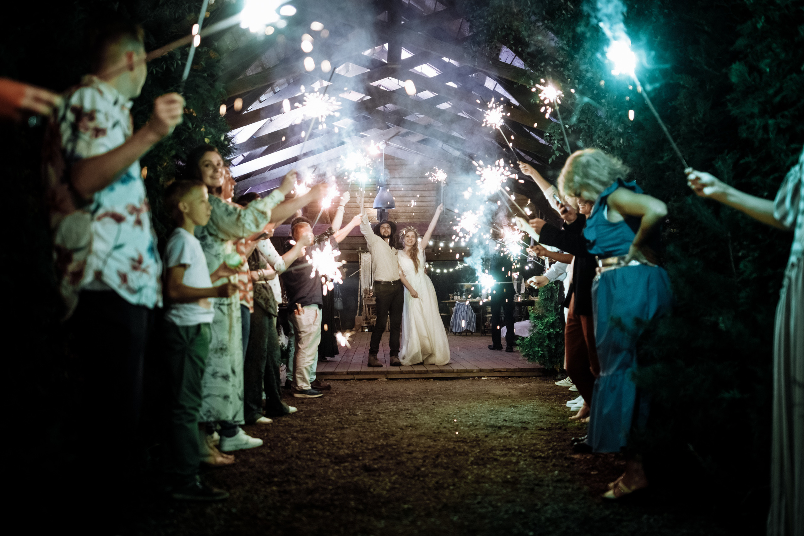 Свадьба в Таёжном. Фотограф на свадьбу корпоратив репортаж Артем Бочаров Москва