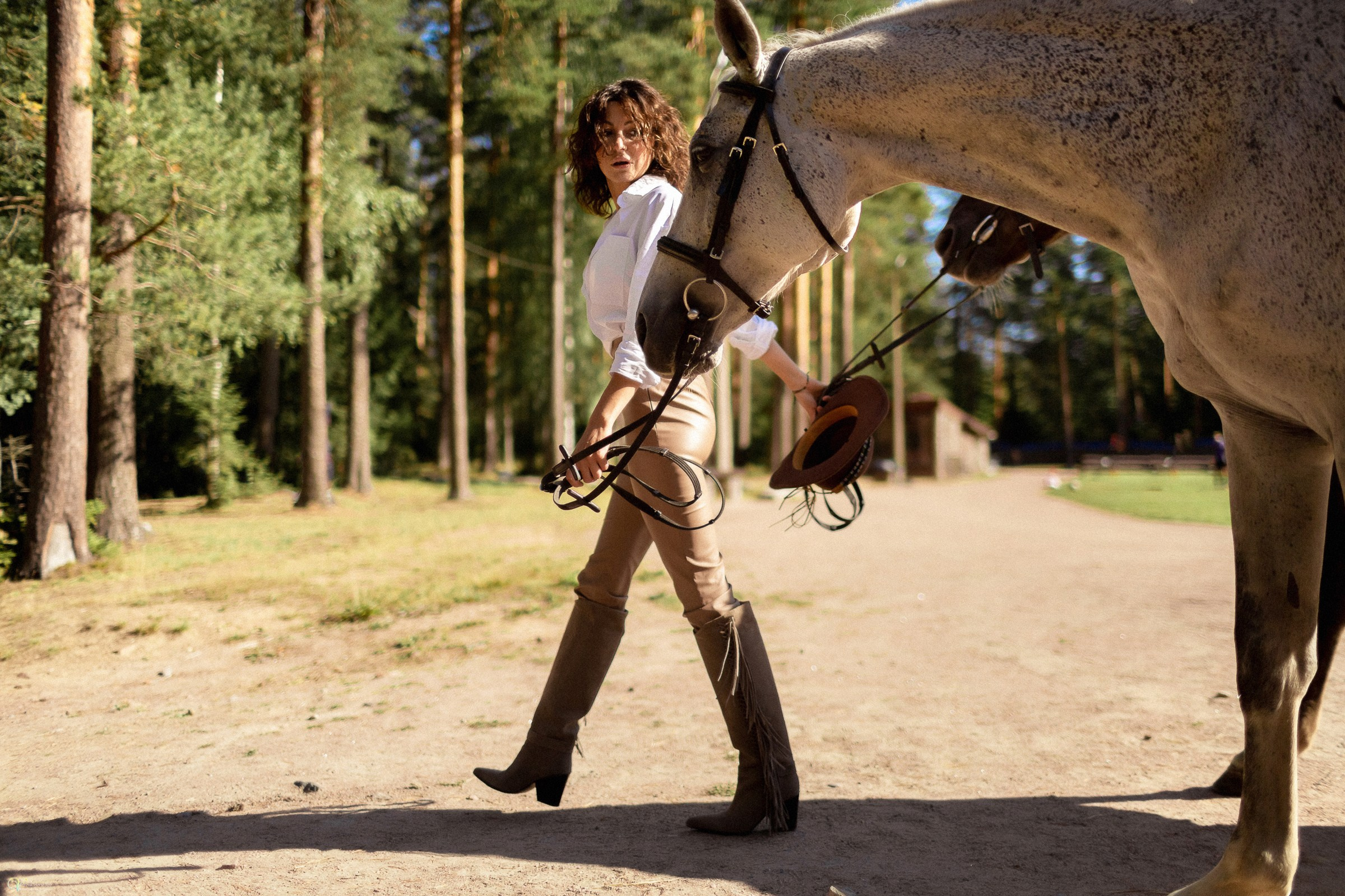 Фотосессия с лошадьми в катри-стиле. Фотограф женский и мужской портрет Санкт-Петербург