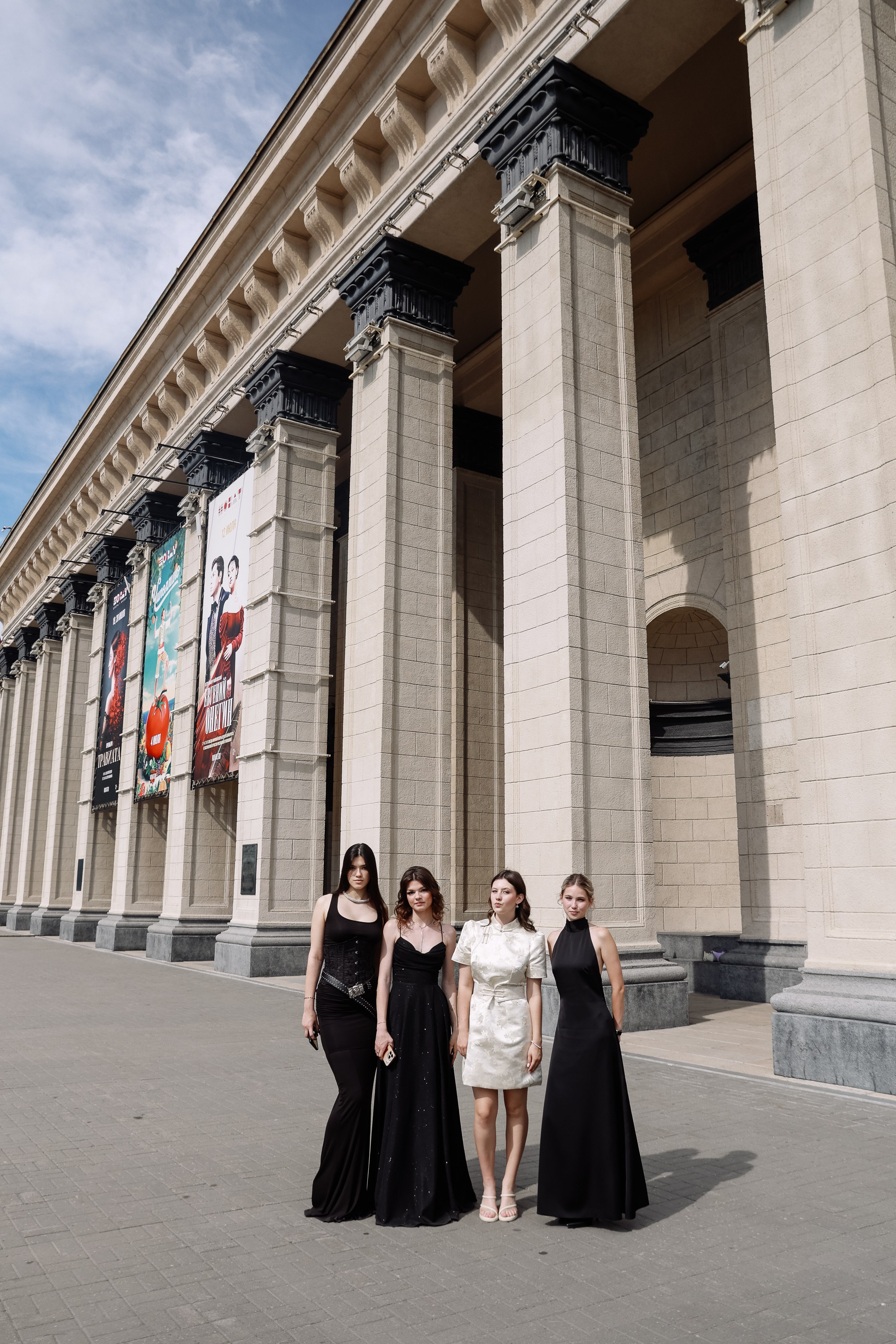 Выпускной школа 210 _прогулка. Фотограф Юлия Мальцева