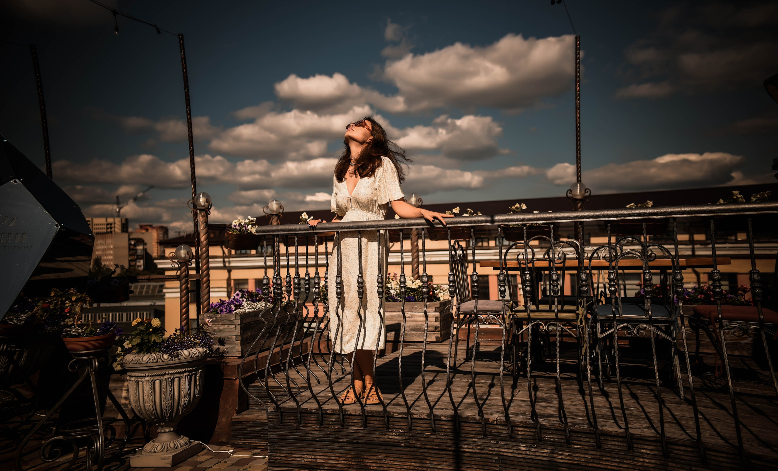 Идивидуальная фотосессия в городе. Свадебный, семейный, детский, контент фотограф в Омске Максим Ильин