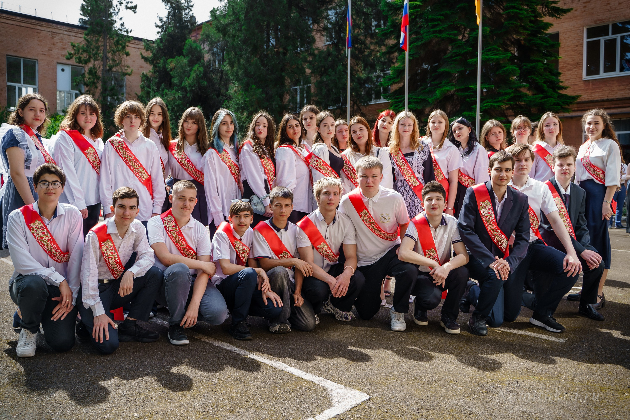 Последний звонок_Выпускники 9кл_Школа _31_2025 г. Фотографы из солнечного Краснодара Вадим и Надежда Митус