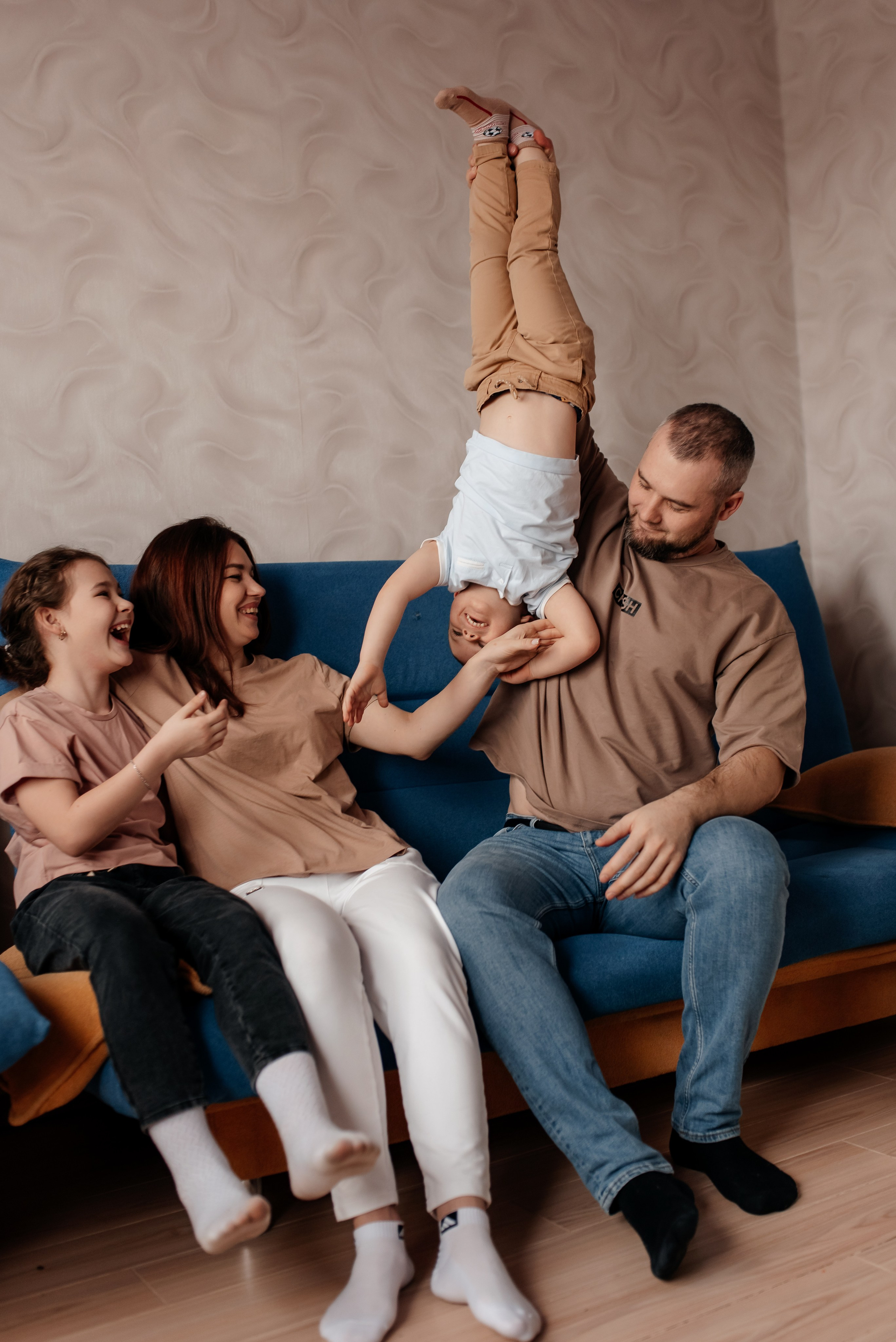 Домашняя история Юли и Влада. Свадебный и семейный фотограф в Алексеевке Марина Купреева