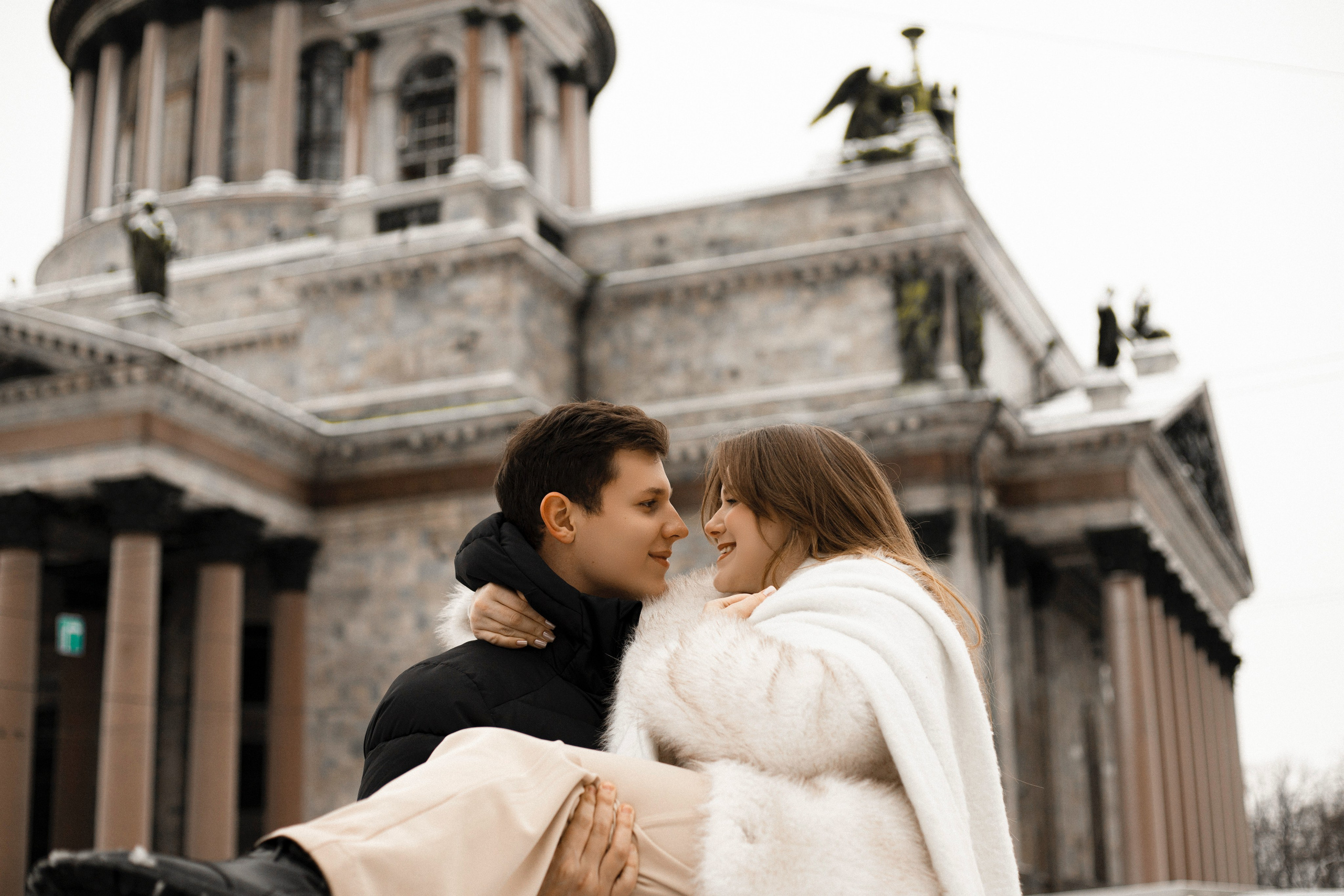 Lovestory: зимняя Исаакиевская площадь