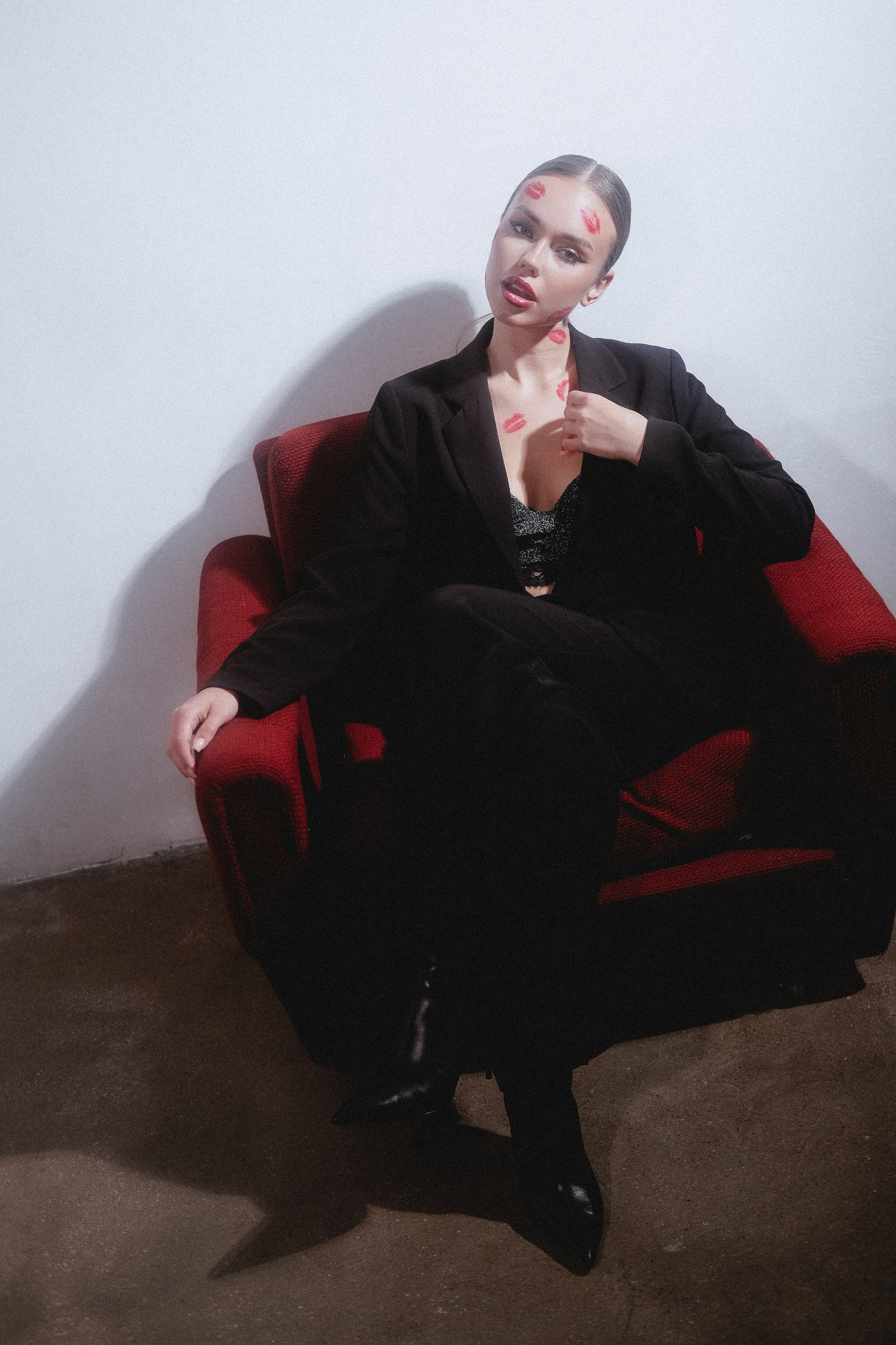 Аня. Главная