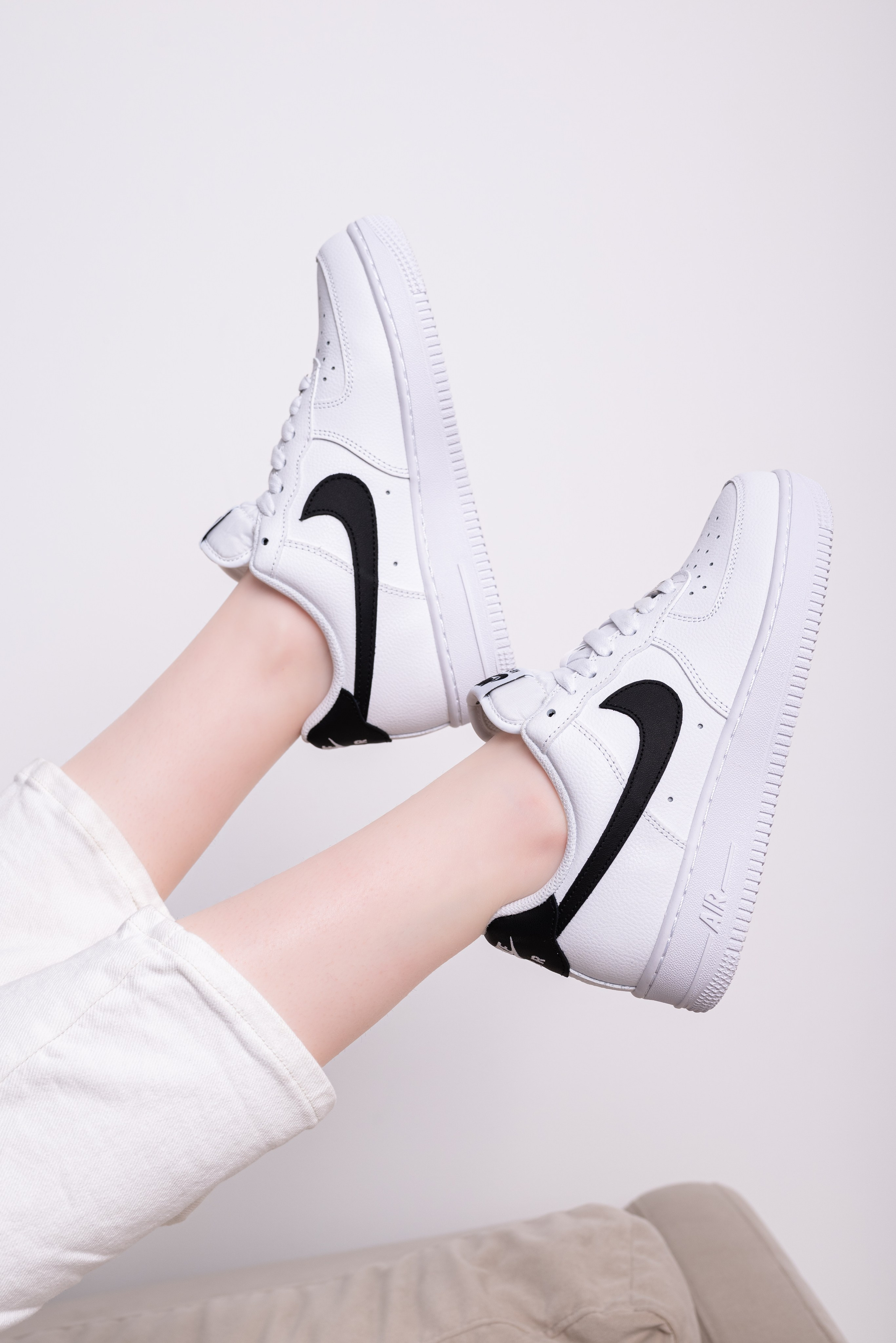 Кроссовки. Предметный фотограф, фото для маркетплейсов Пятигорск, КМВ