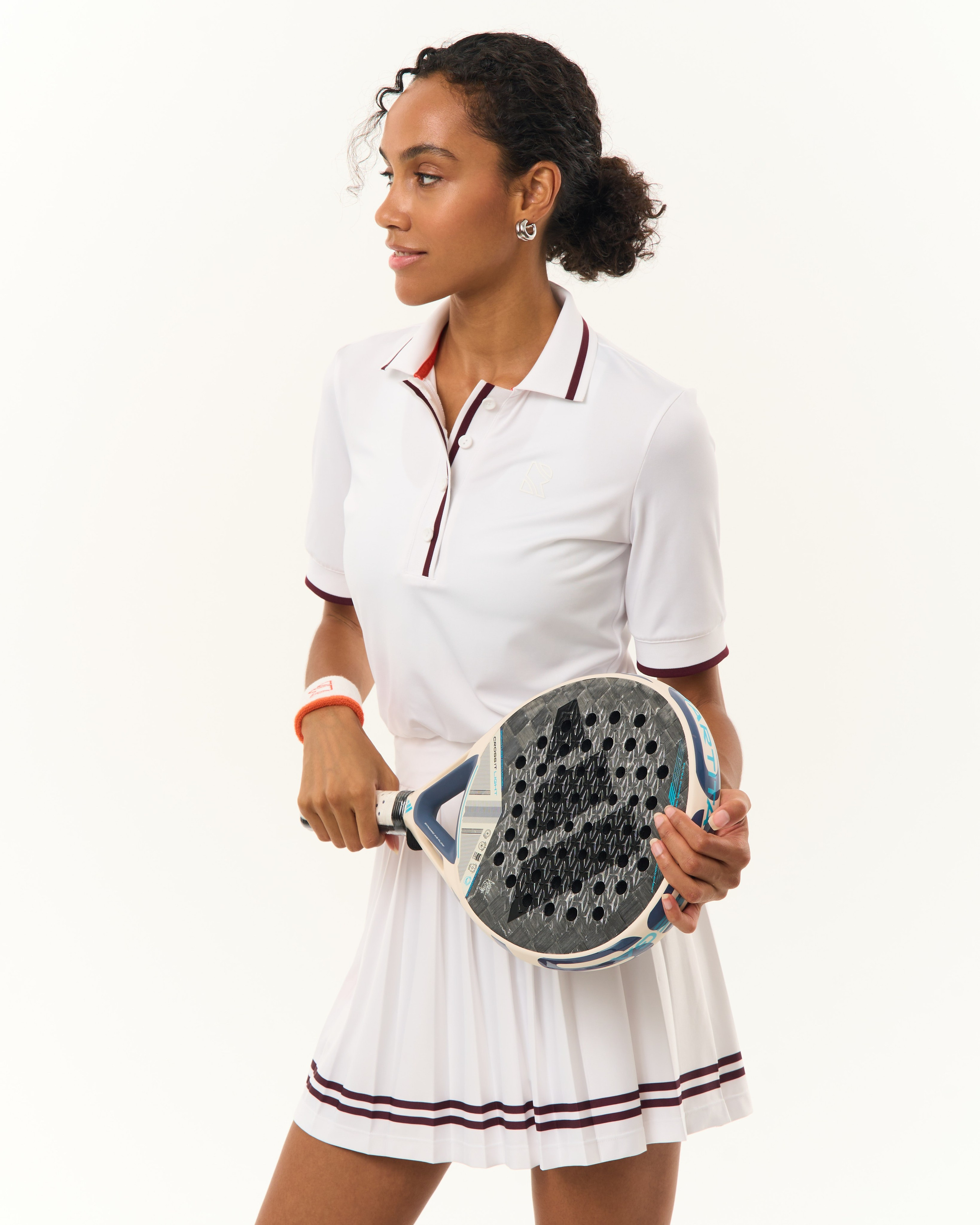 RAQUETA. 595 Production