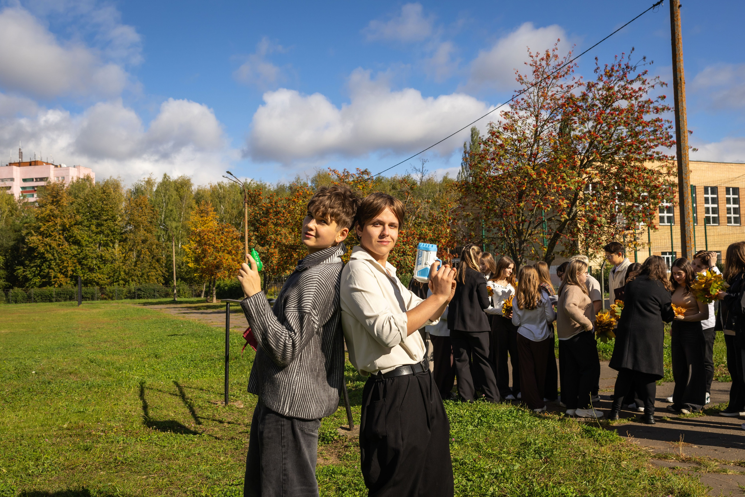 Съемка у школы. Семейный и детский фотограф Анна Петракова