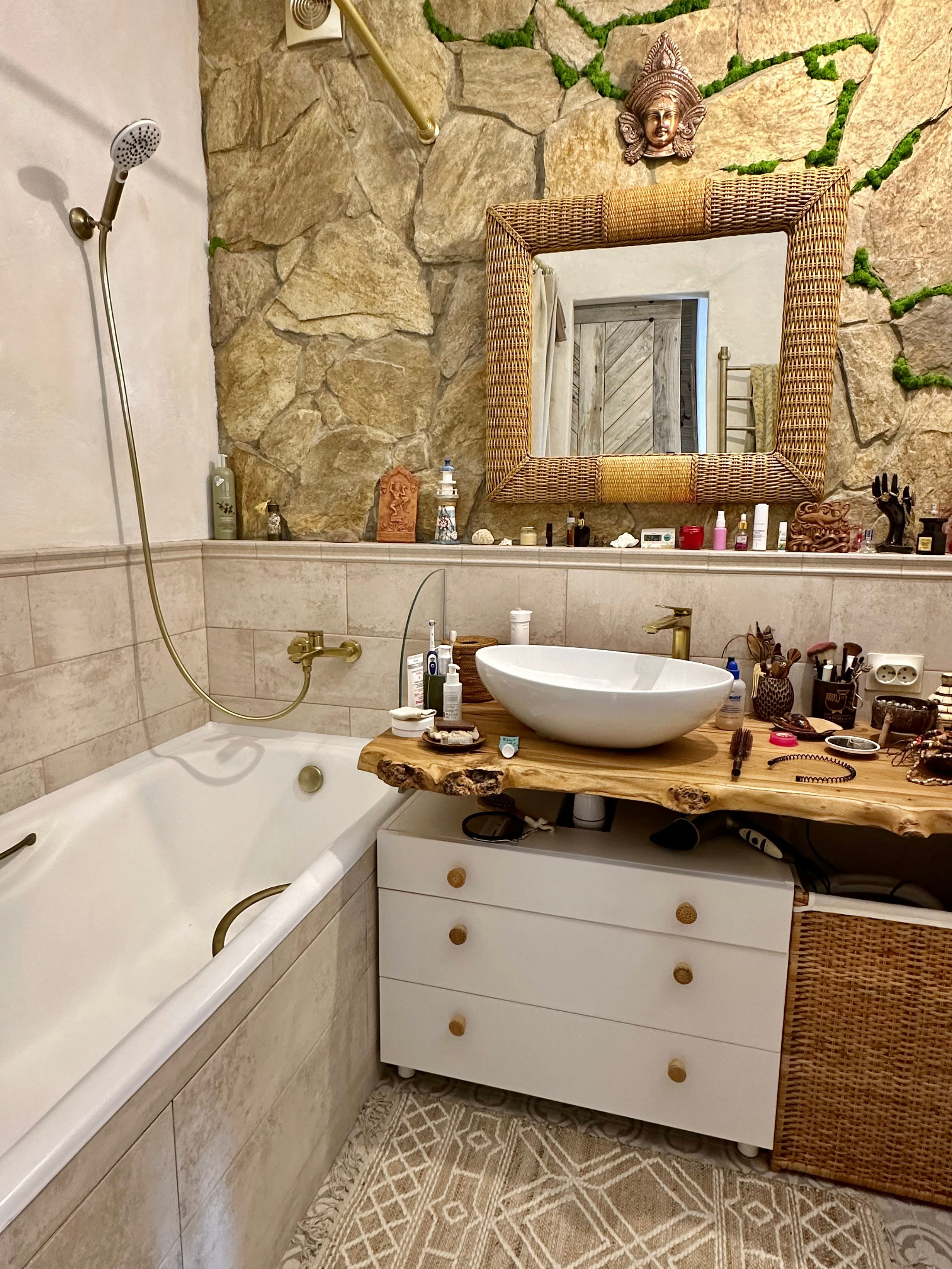 Квартира в Эко стиле. Дизайнер декоратор интерьеров и предметов интерьера