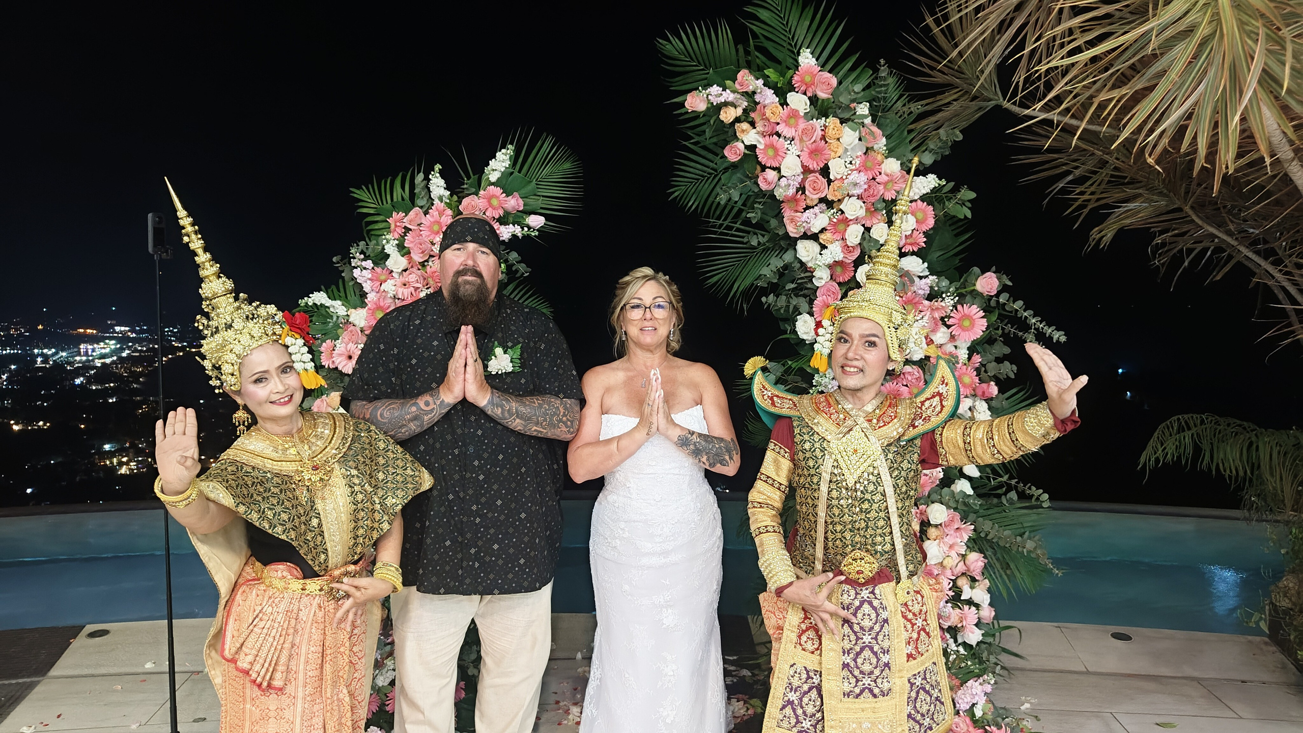 Entertainment. Koh Samui Wedding Planner | Beach & Villa Weddings — Magic Day