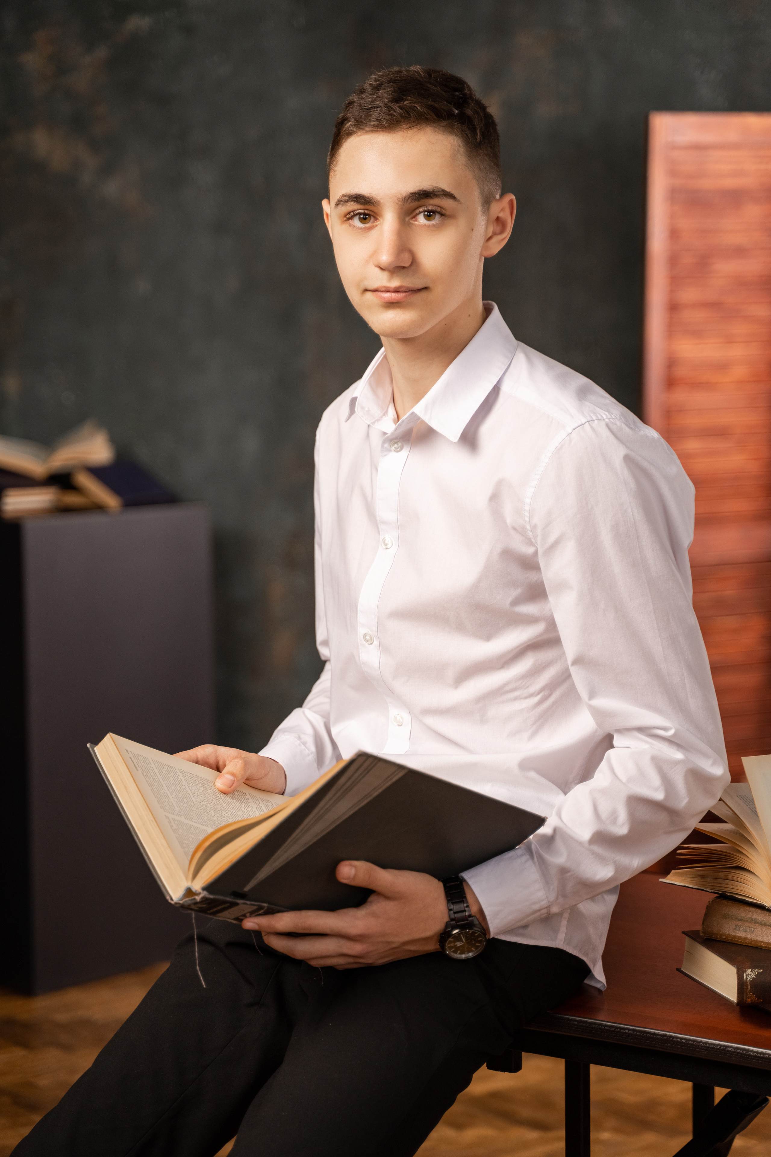 9, 11 классы. Right Book Выпускные альбомы в Самаре