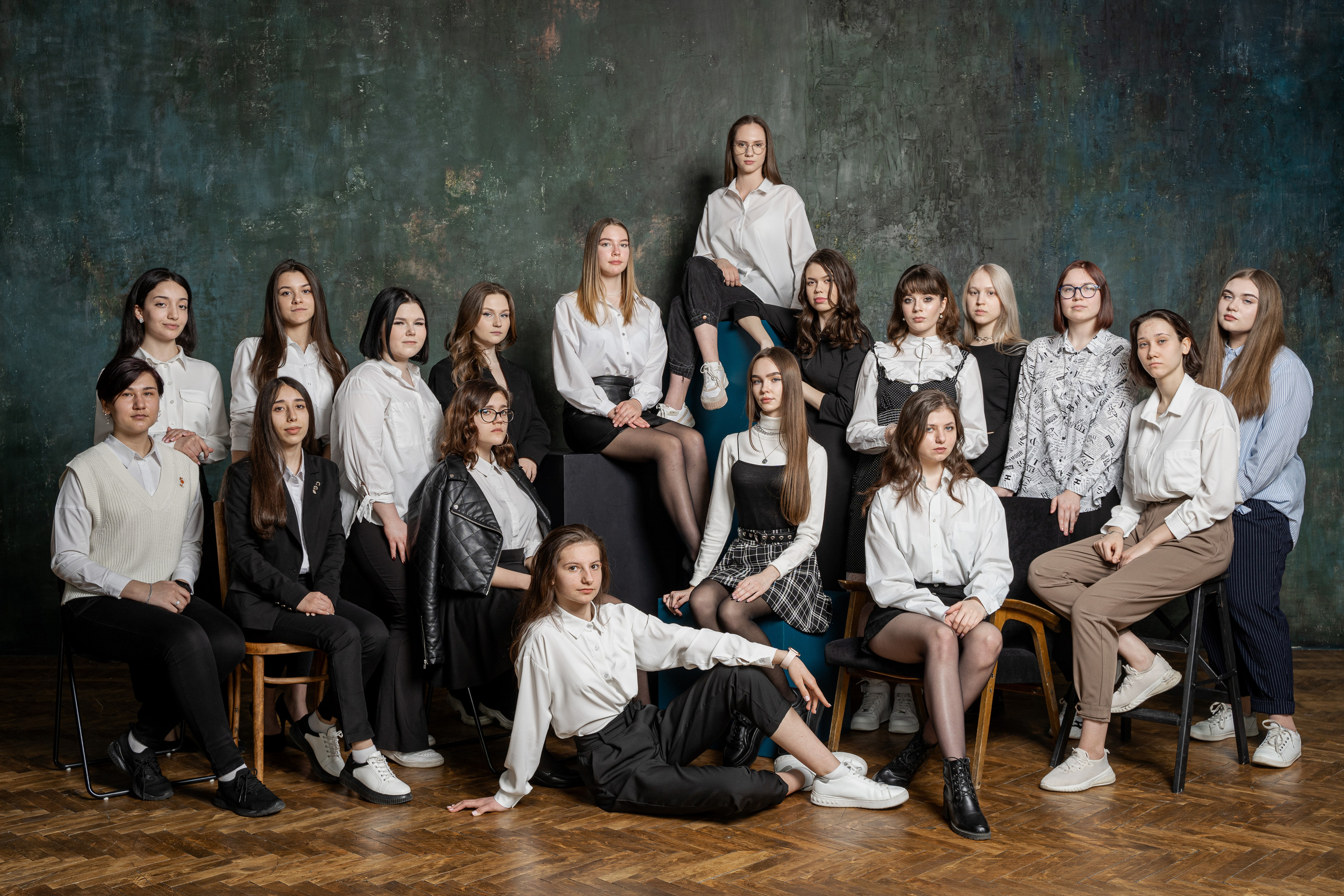 9, 11 классы. Right Book Выпускные альбомы в Самаре