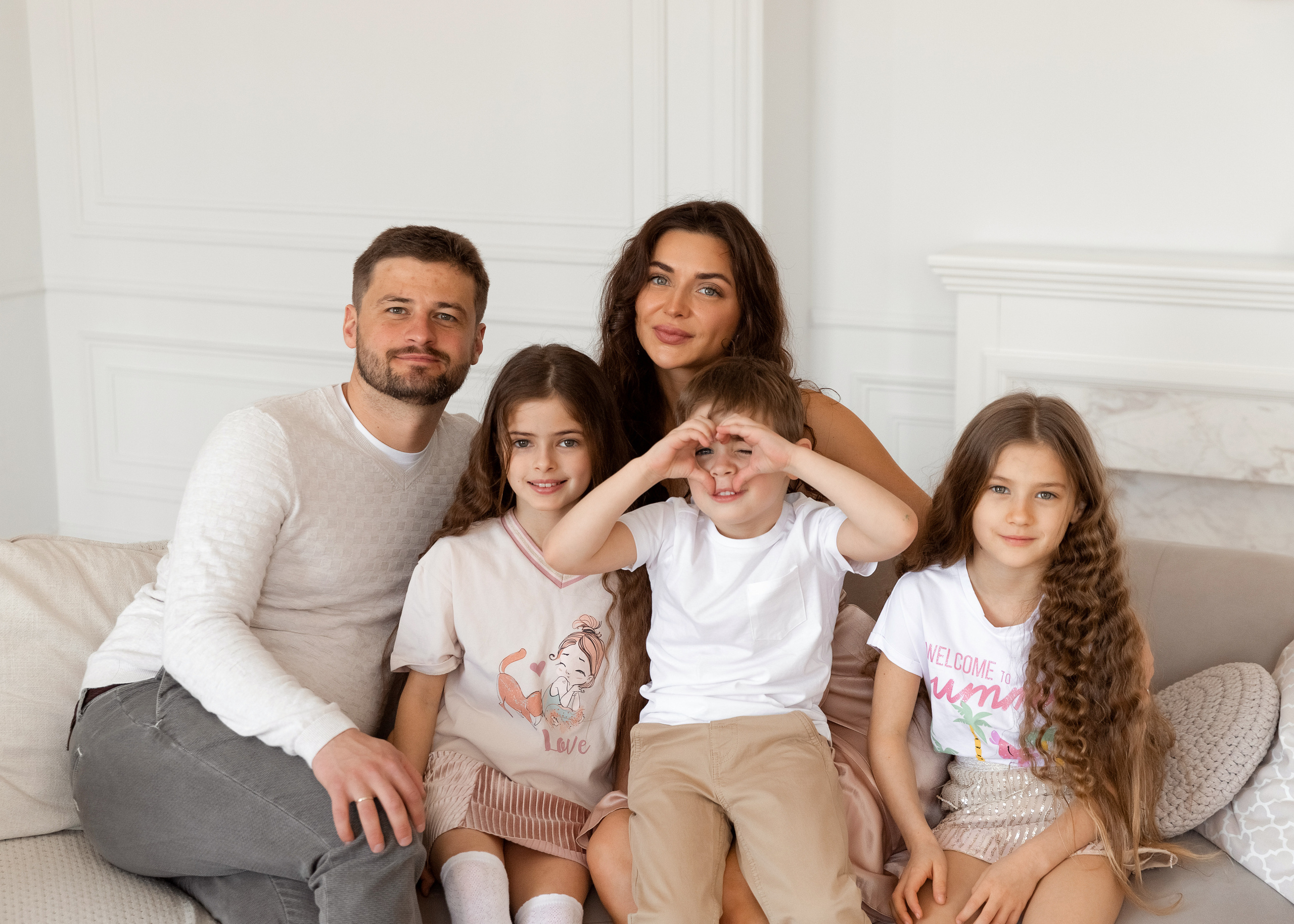 Семейная съемка в студии Villa Nina. Семейный фотограф в Екатеринбурге Маргарита Курносова