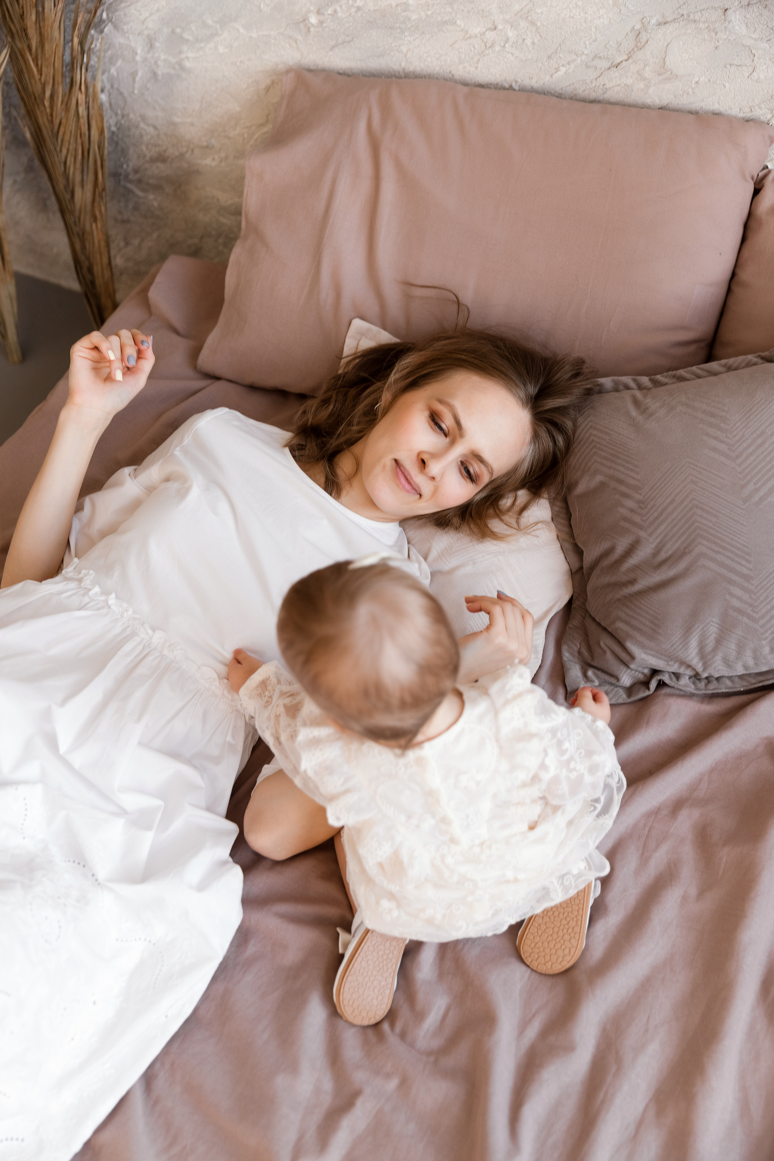 Семейная съемка в зале Enigmatic. Семейный фотограф в Екатеринбурге Маргарита Курносова