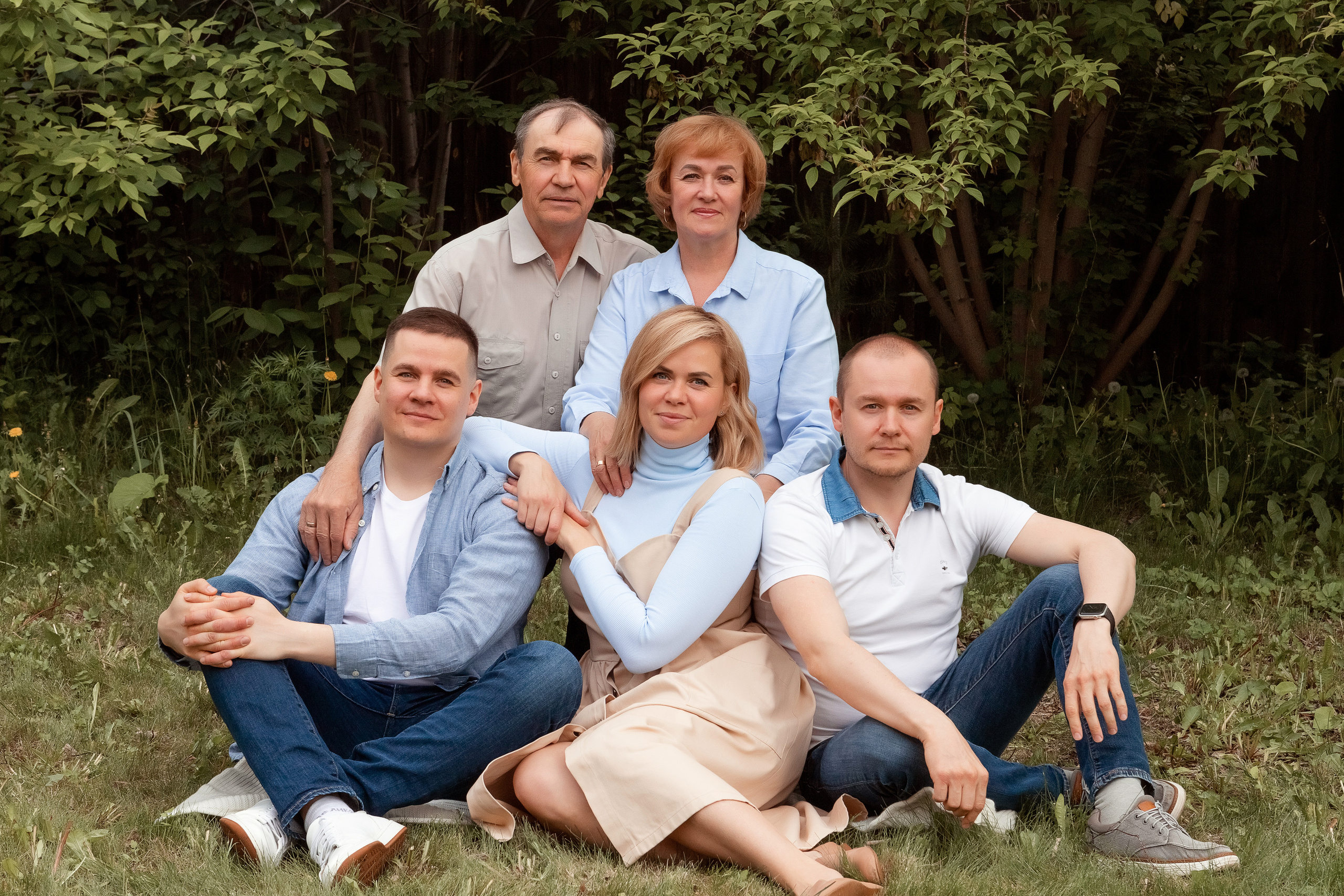 Съемка большой семьи на улице. Семейный фотограф в Екатеринбурге Маргарита Курносова