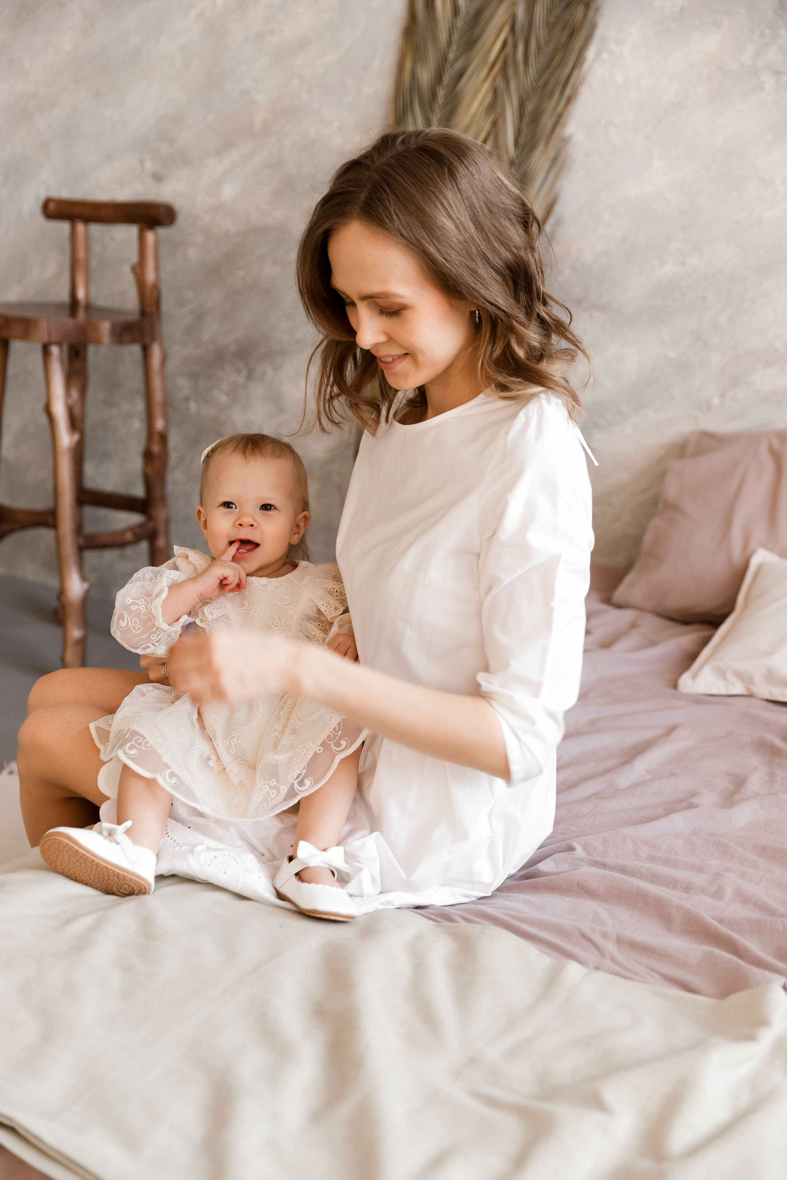 Семейная съемка в зале Enigmatic. Семейный фотограф в Екатеринбурге Маргарита Курносова