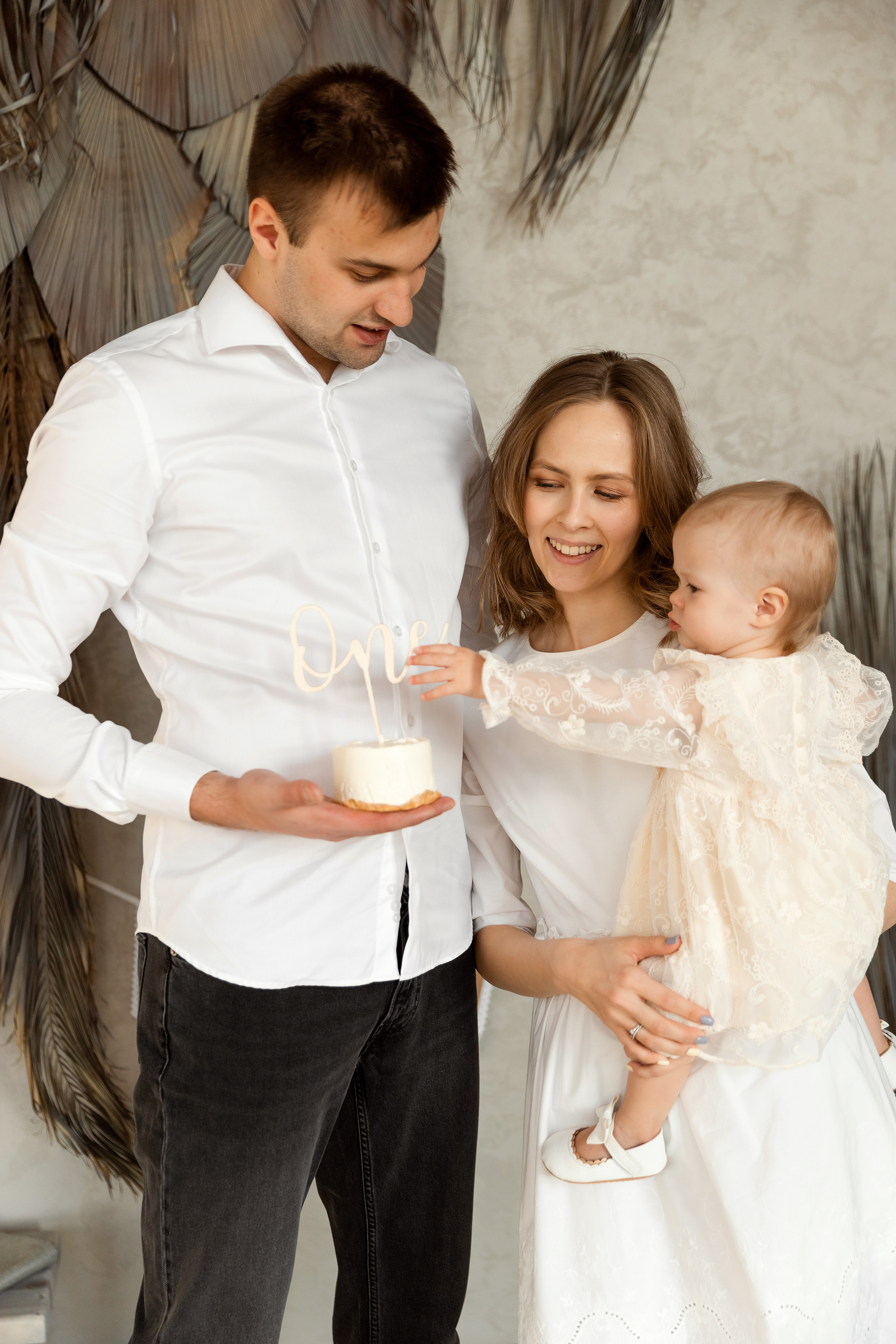 Семейная съемка в зале Enigmatic. Семейный фотограф в Екатеринбурге Маргарита Курносова