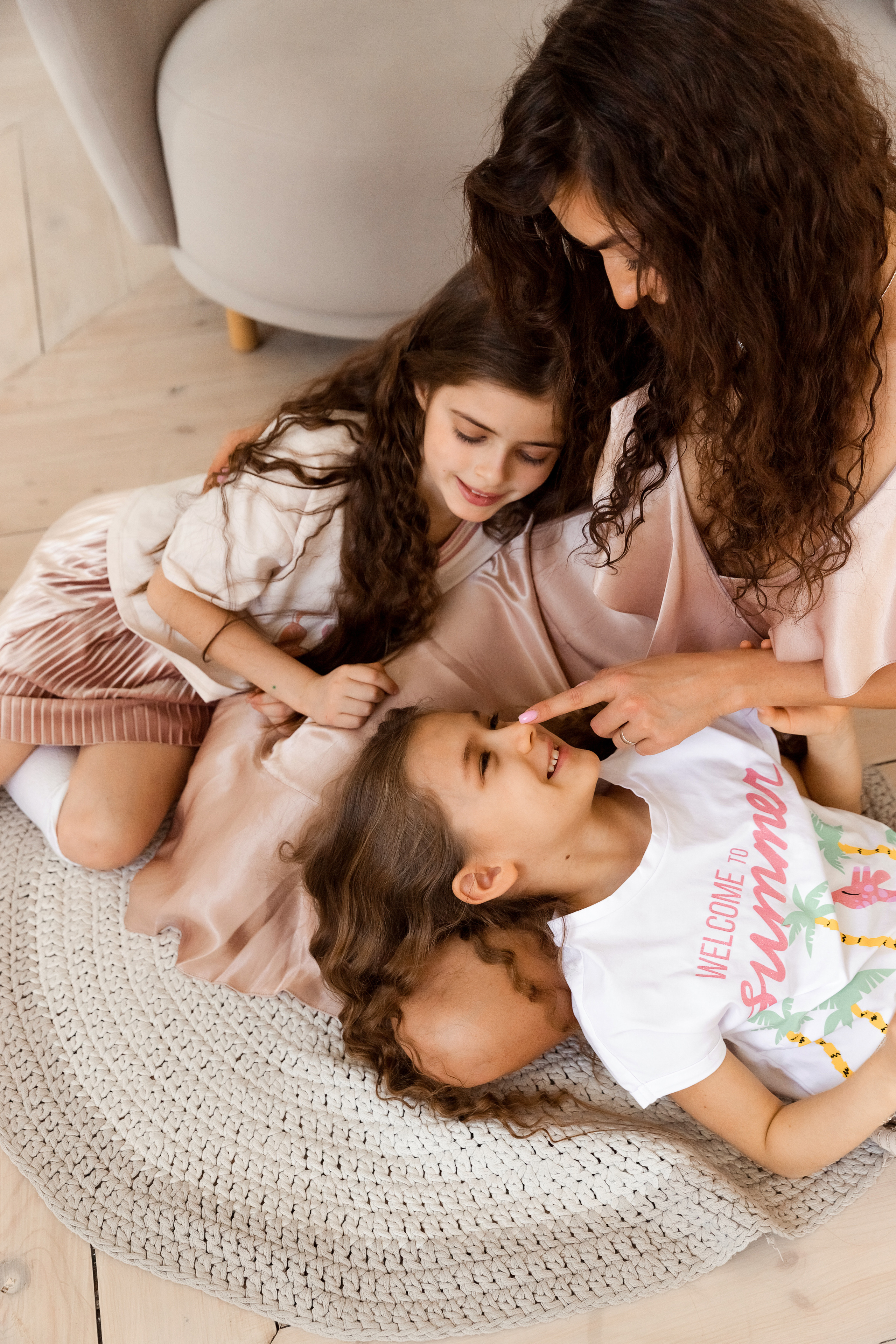 Семейная съемка в студии Villa Nina. Семейный фотограф в Екатеринбурге Маргарита Курносова