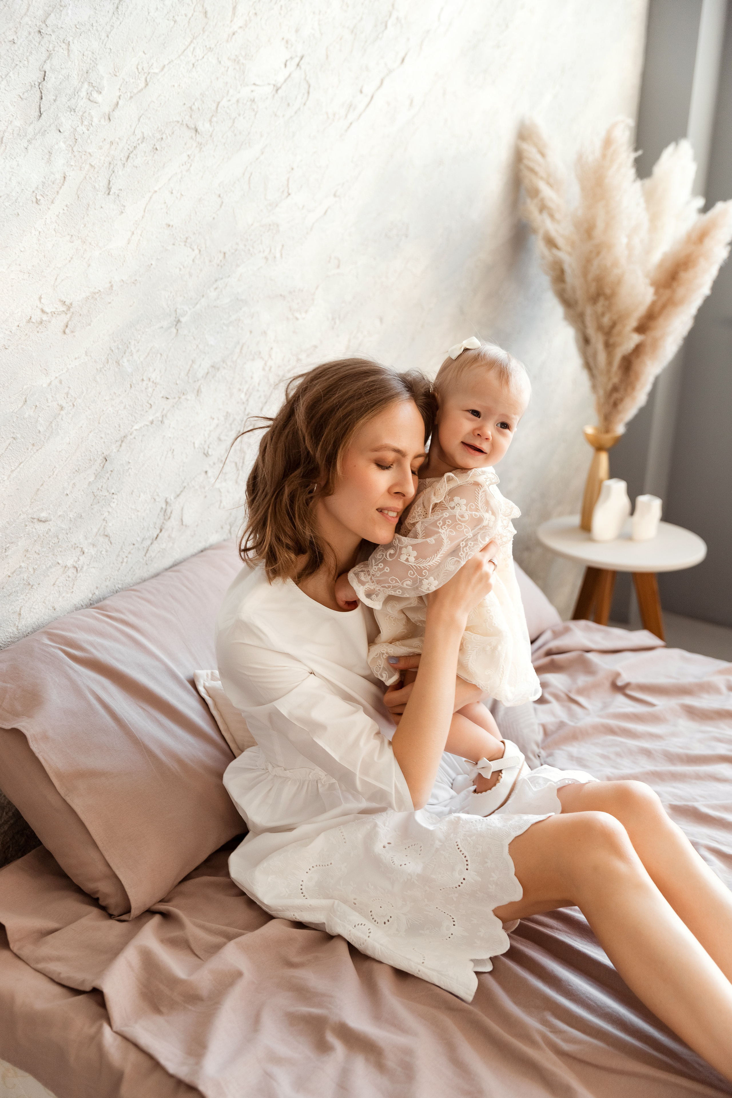 Семейная съемка в зале Enigmatic. Семейный фотограф в Екатеринбурге Маргарита Курносова