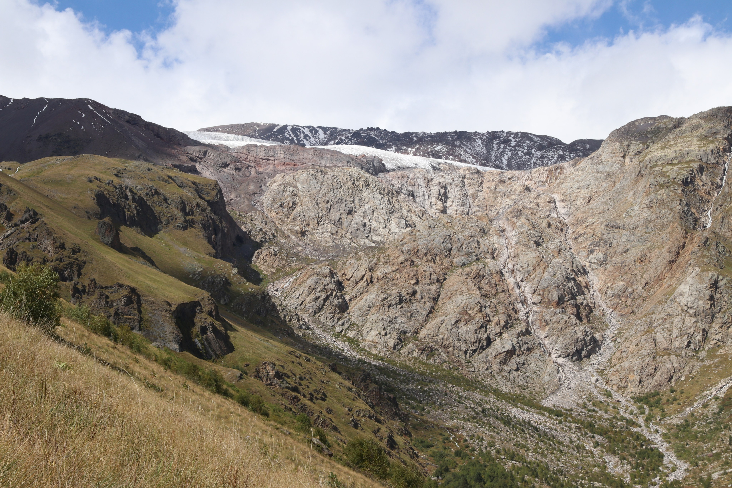 Приэльбрусье. Сентябрь 2023. Путешественник-фотограф из Санкт-Петербурга Татьяна Свистулина