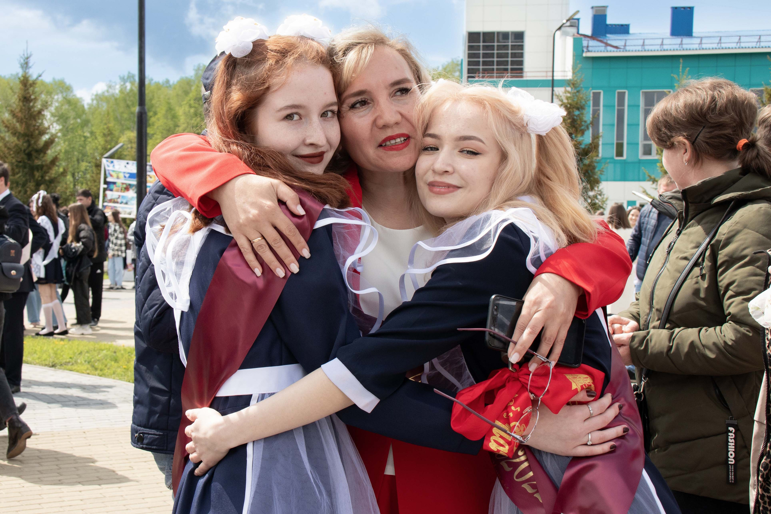 Последний звонок (11 класс). Репортажный Фотограф