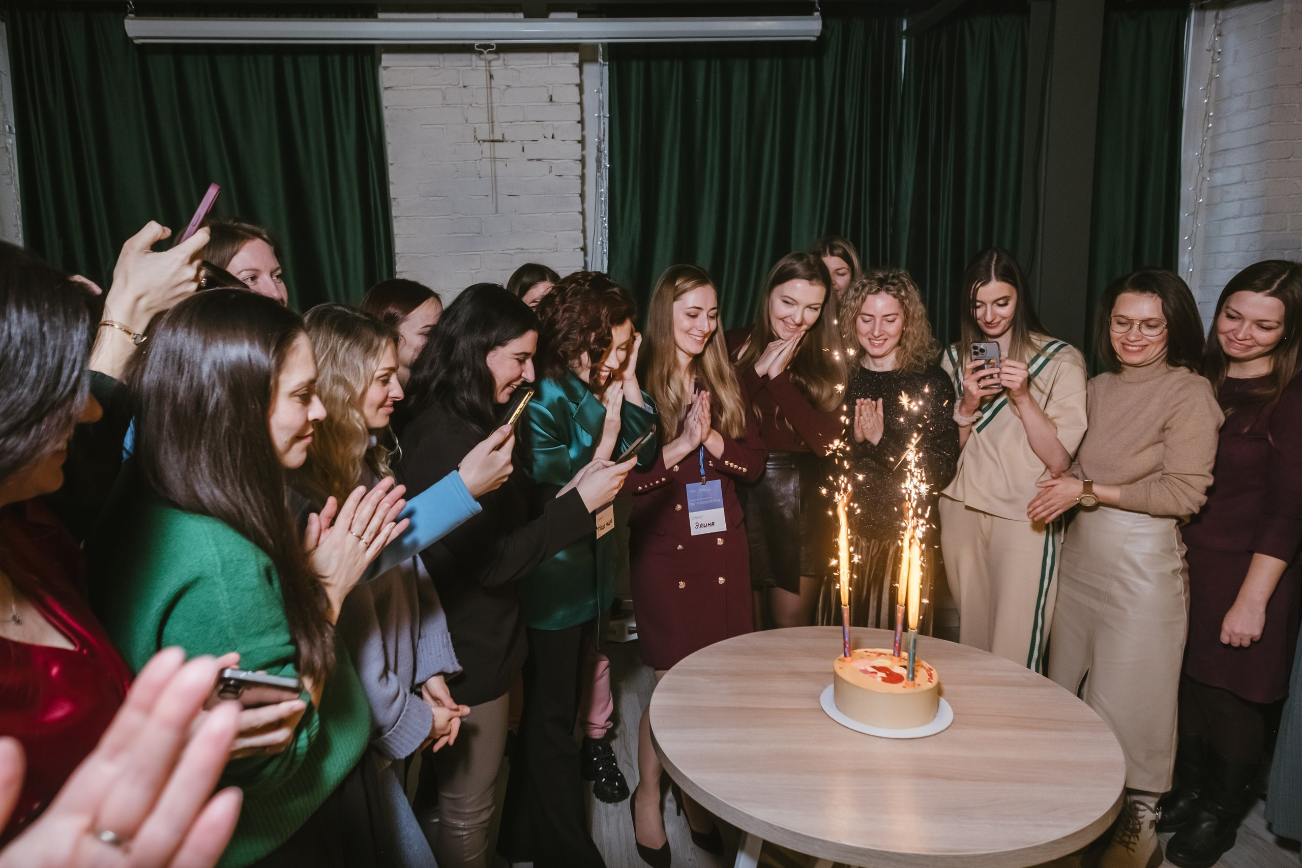 Фотосъёмка встречи клуба «Быть родителем.». Любовь Потапова