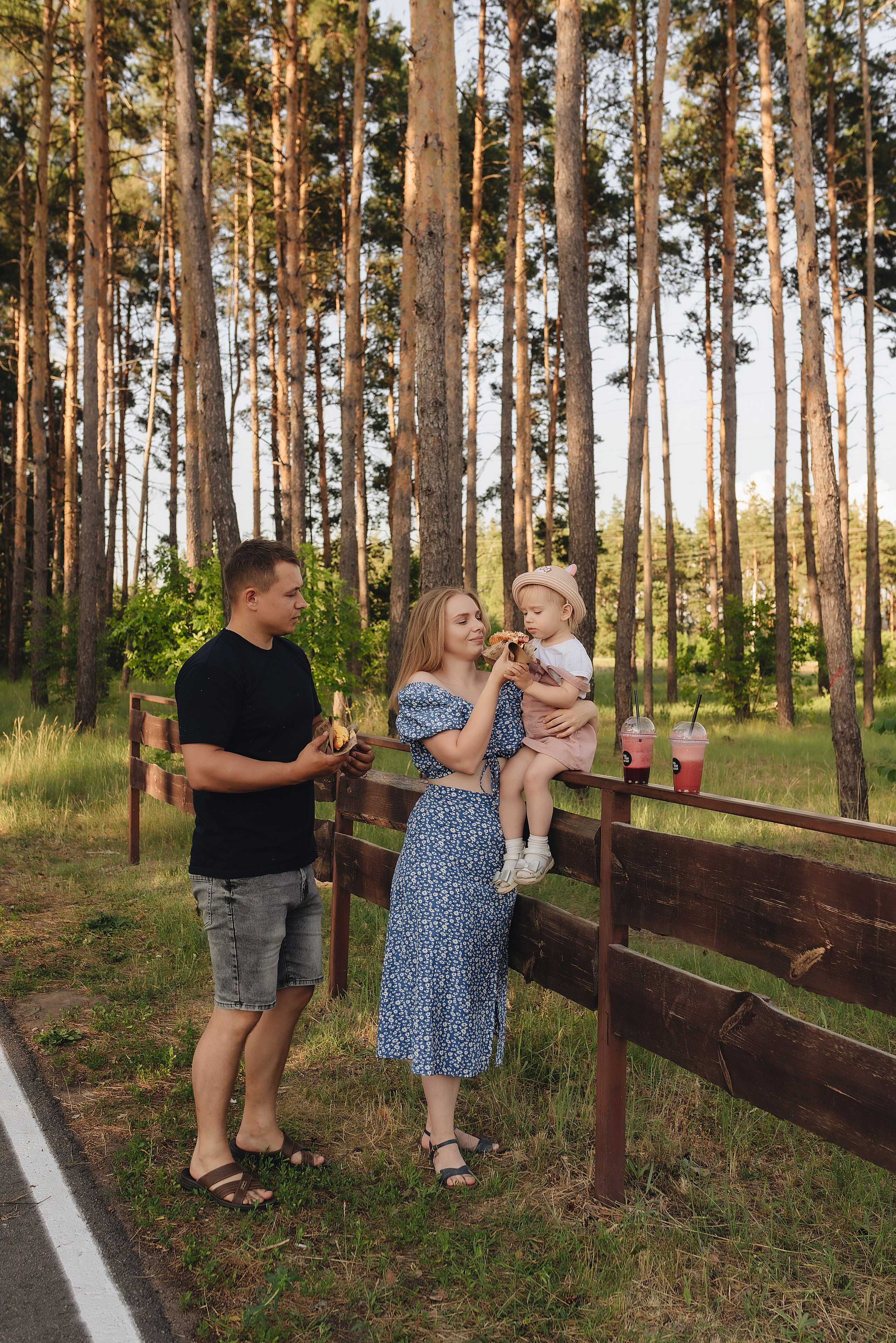 Семейная прогулка | Съемка для кофейни. Фотограф Карина Шмулёва. Воронеж и область