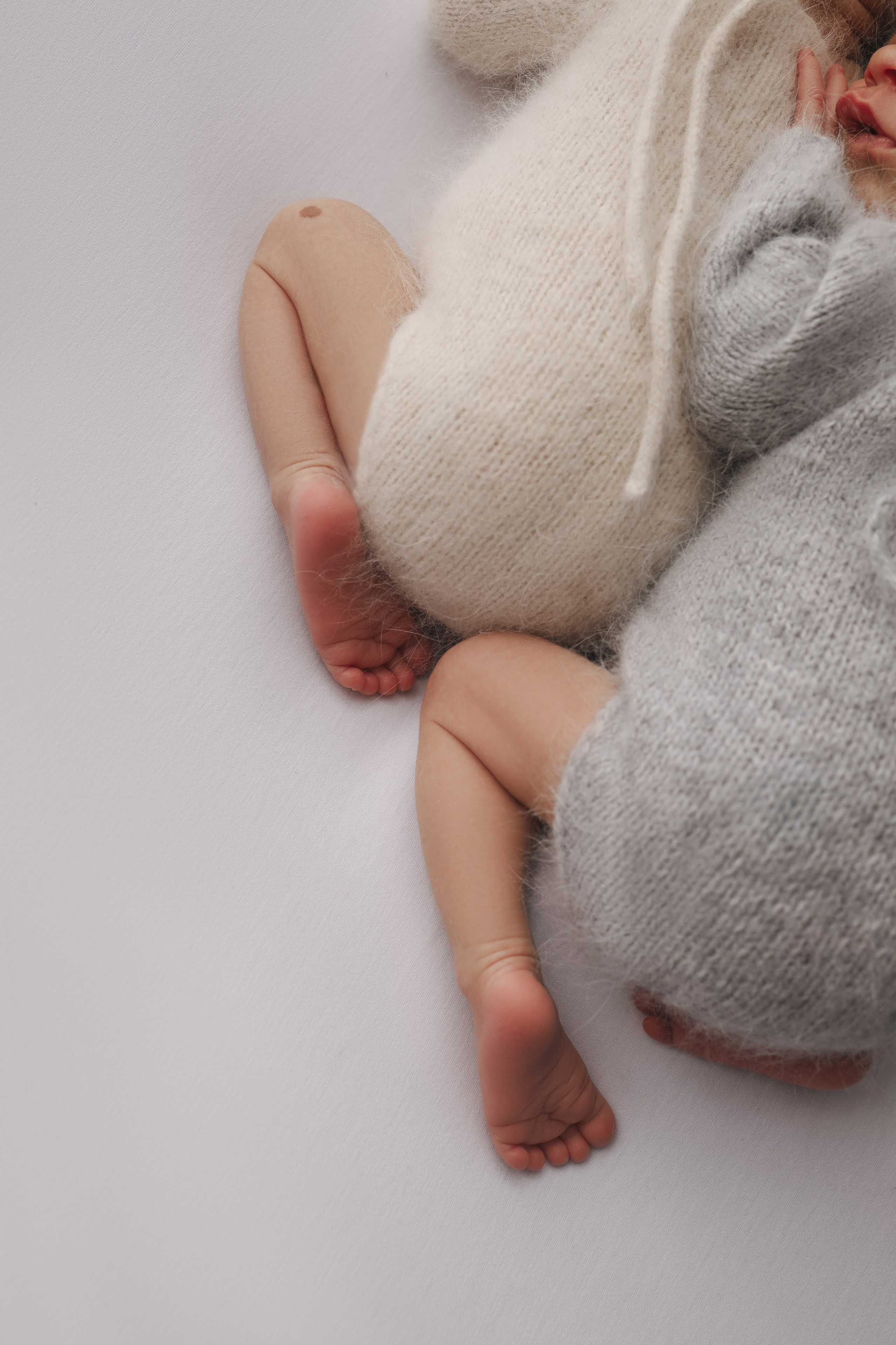 Двойня. Фотограф новорожденных и детский фотограф в Новосибирске