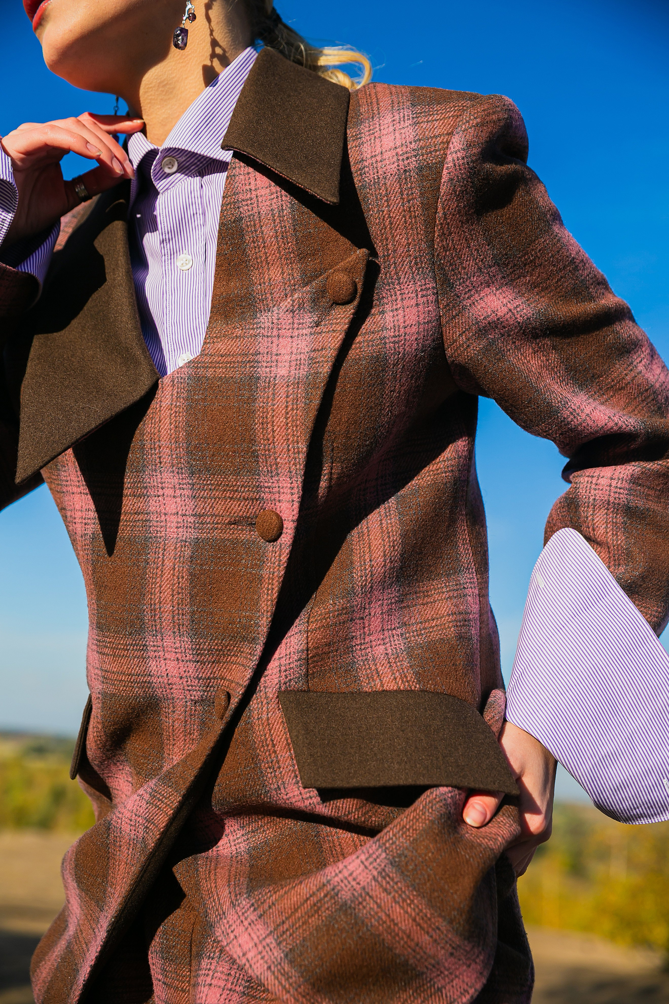 LOOKBOOK Autumn 2025 for AMUNESTIC. АННА ВЕРСО / ANNA VERSO | Визуальный художник / Visual artist