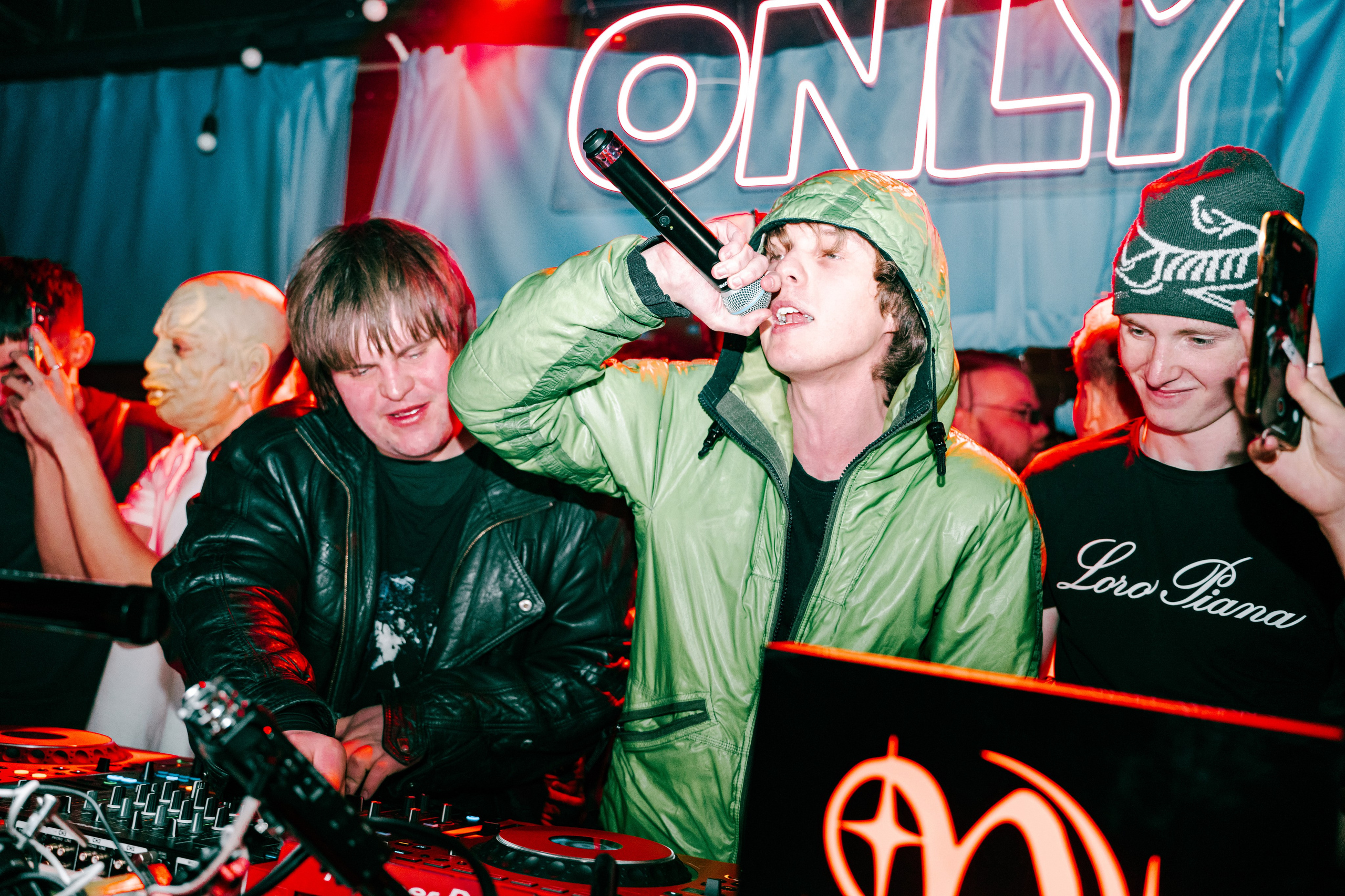 Only Birthday Party & 2HUG + Secret Guest / @Небесный сад. Концертный фотограф в Краснодаре