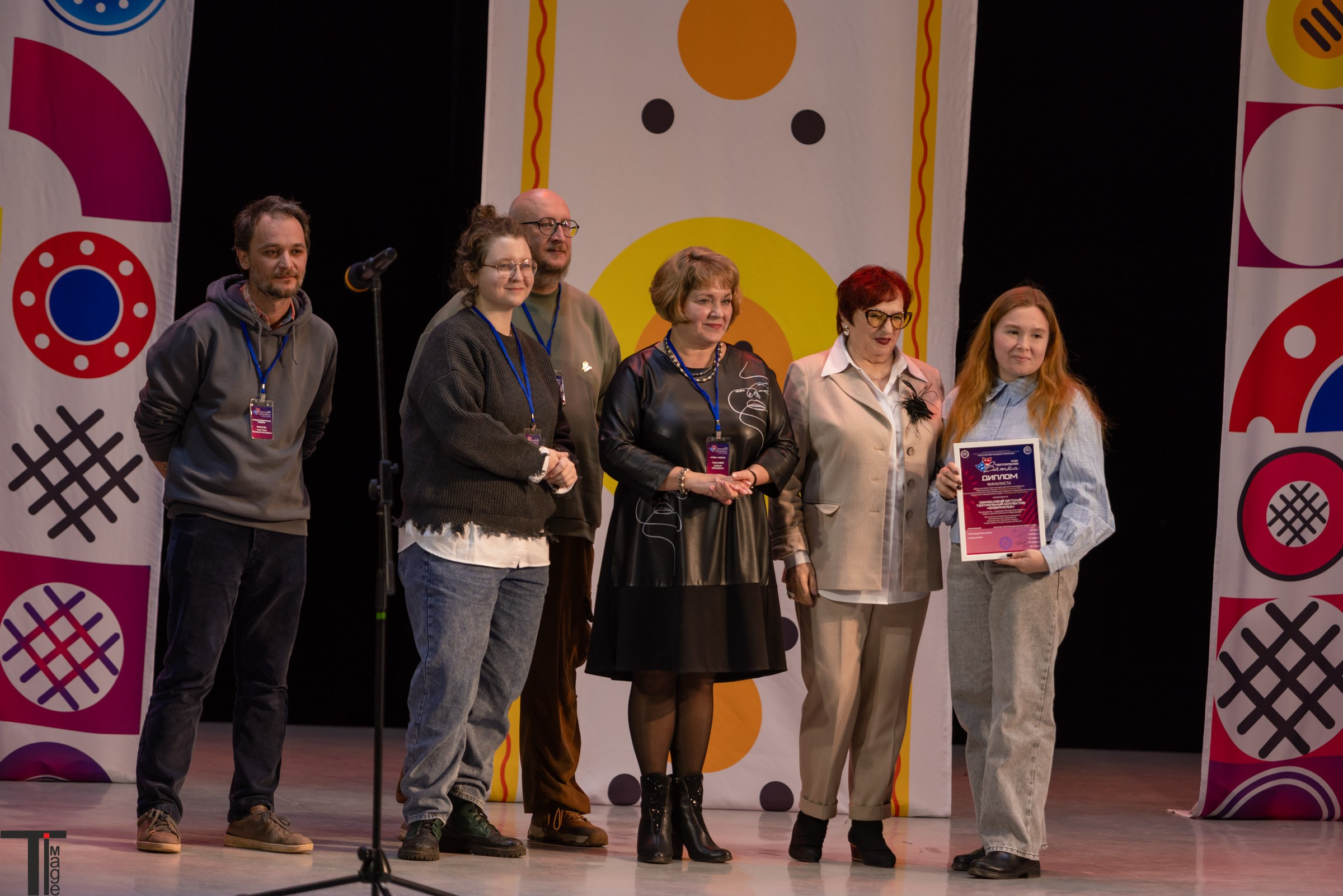 Театральная Вятка 2025. Имидж Технологии — репортажная фотография в Кирове Кировской области. Производство сувенирных магнитов, заливных этикеток и значков