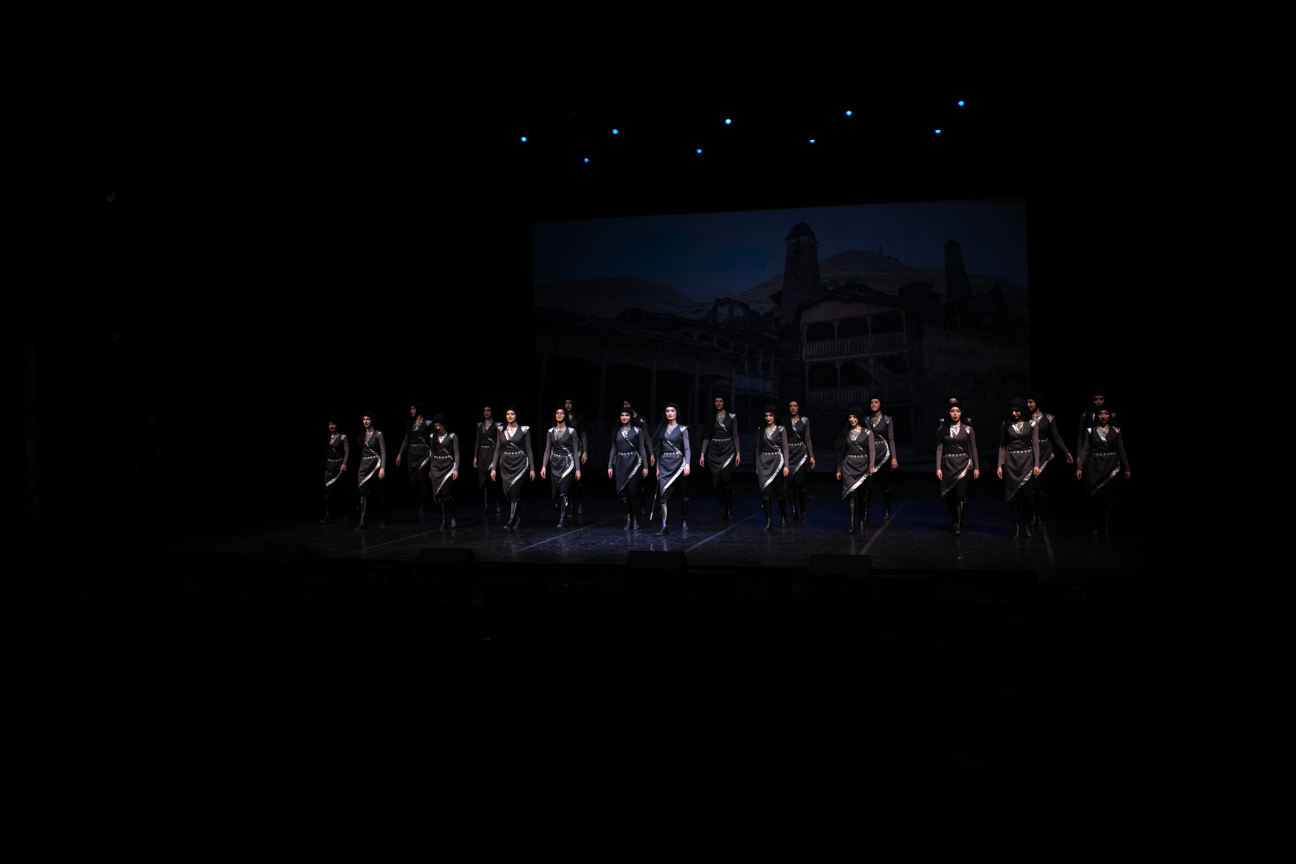 Концерт, грузинские танцы. Art photographer Nino