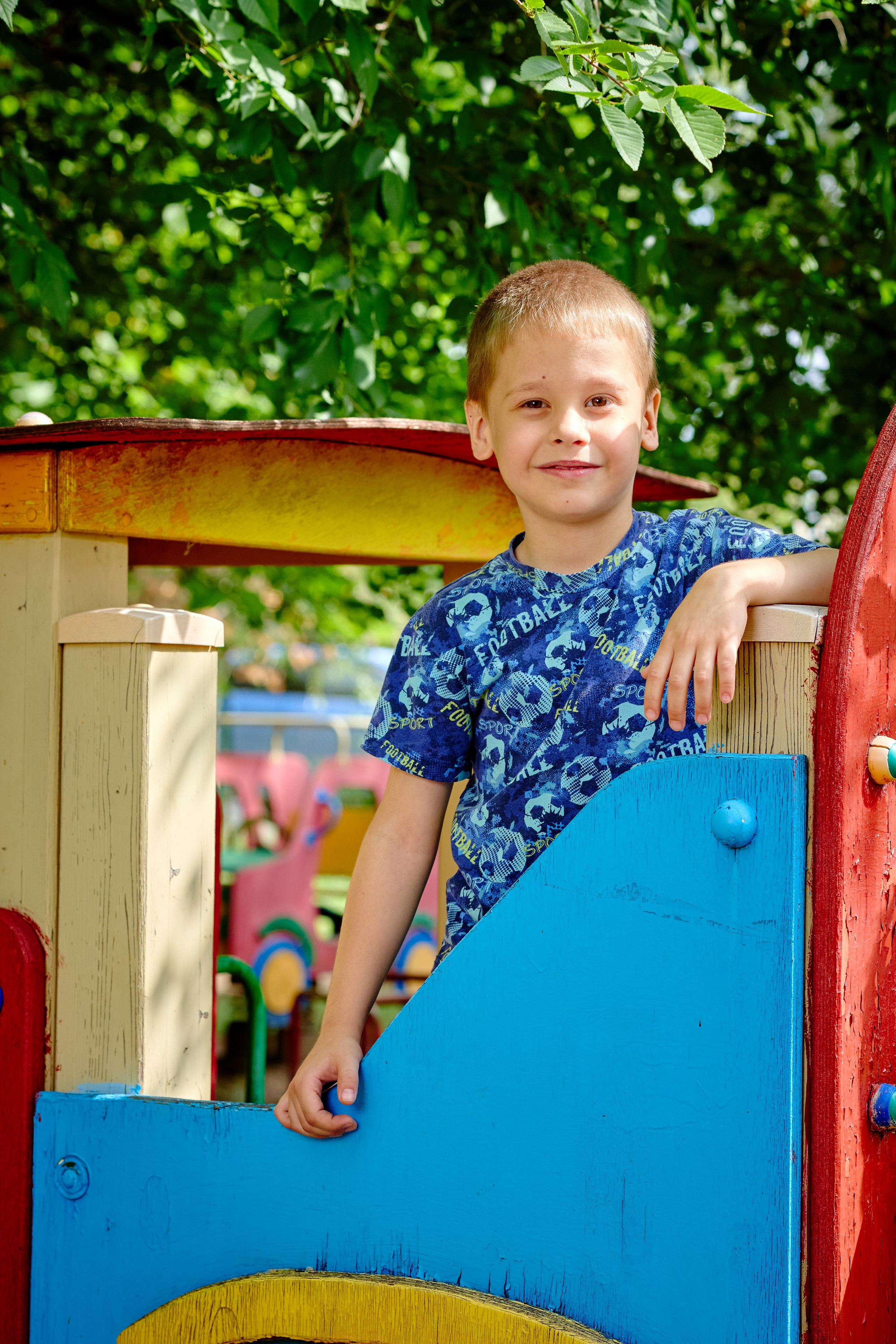 Пример летней съемки в детском саду № 92 Старшая группа Радуга. Фотограф Выпускные альбомы Таганрог Сергей Коробченко