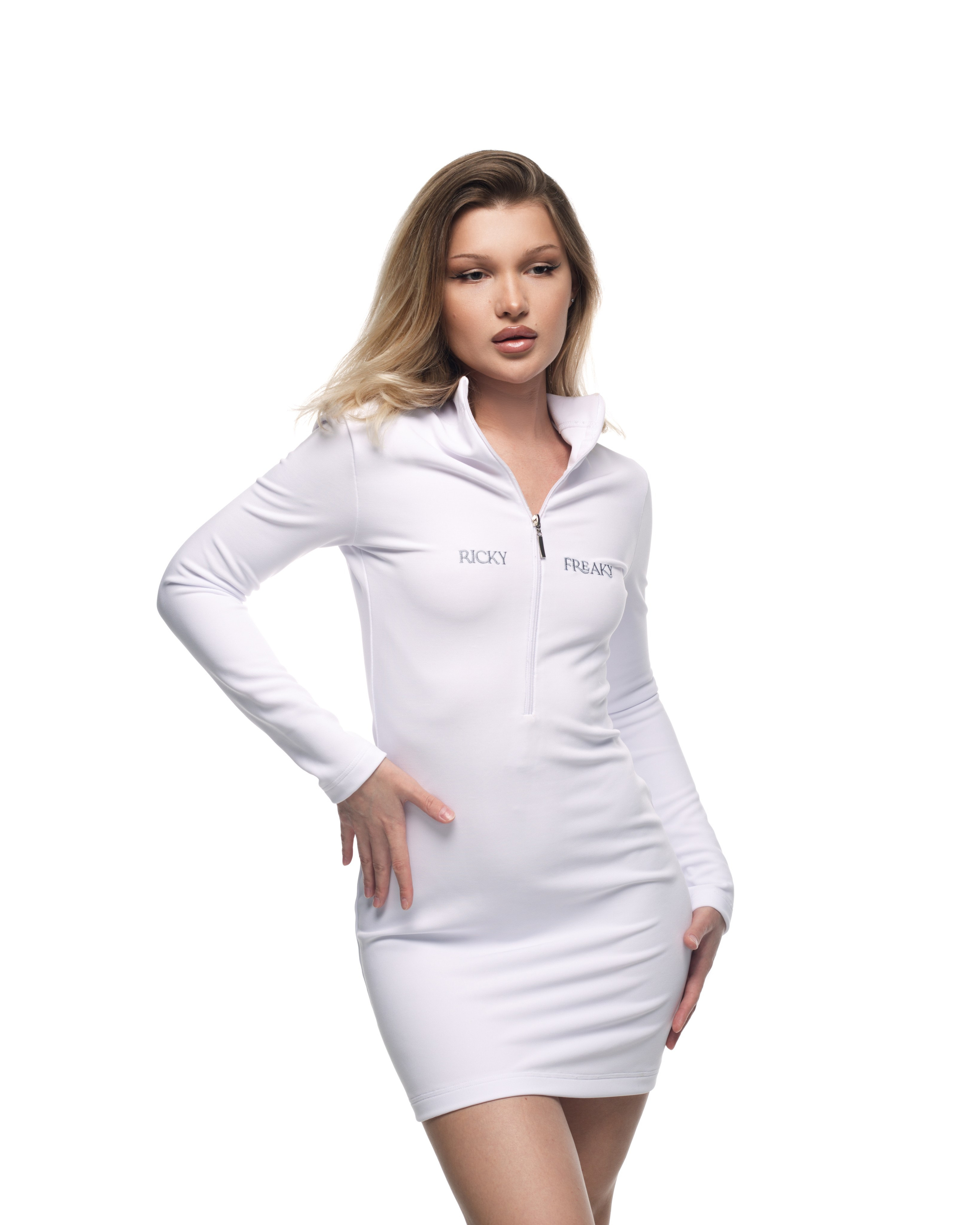 КАТАЛОГ | белый фон. RUNA production — стильные съемки для брендов