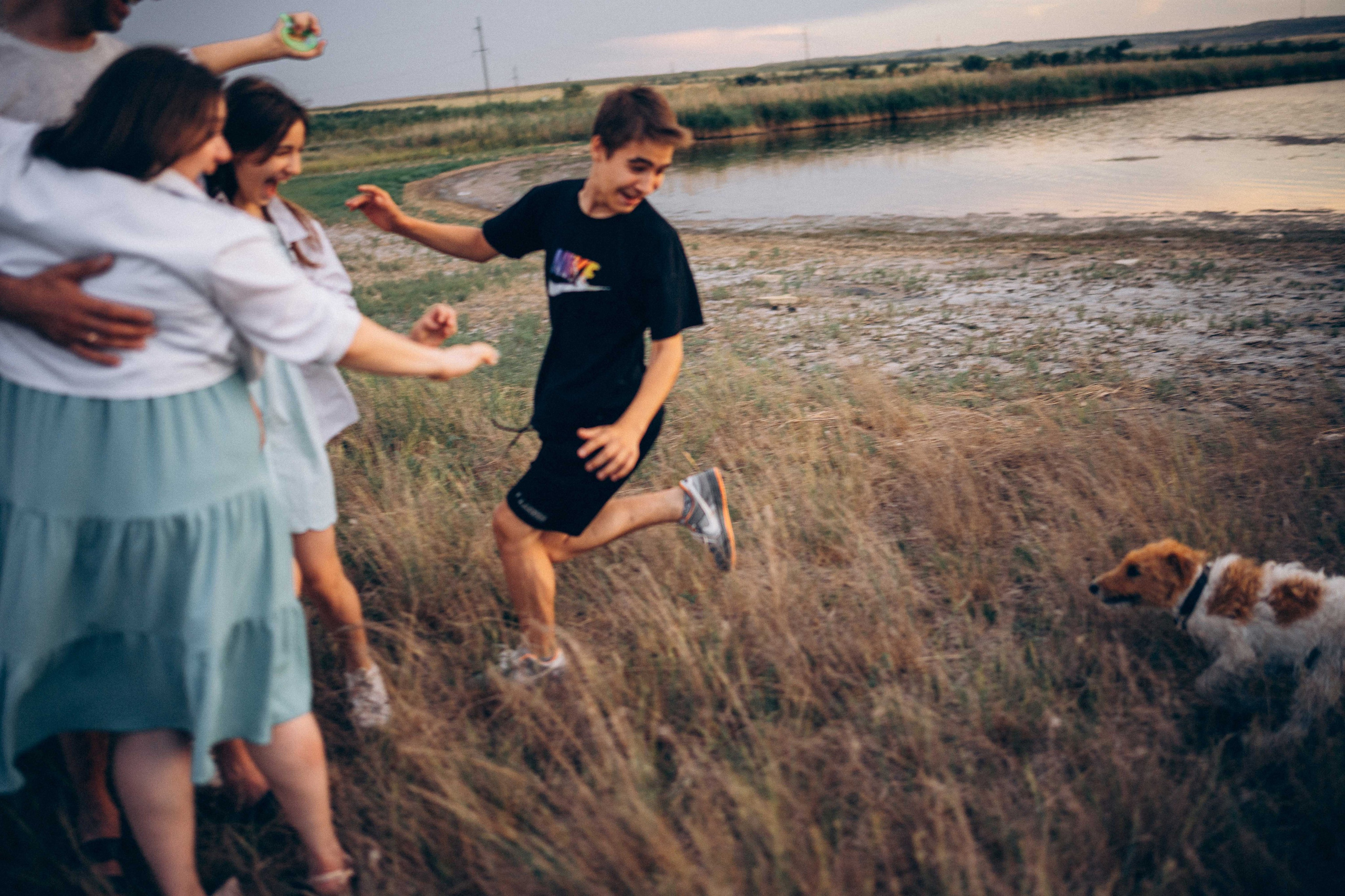 Семейная фотосессия на закате. Семейный фотограф в Москве Ирина Жур