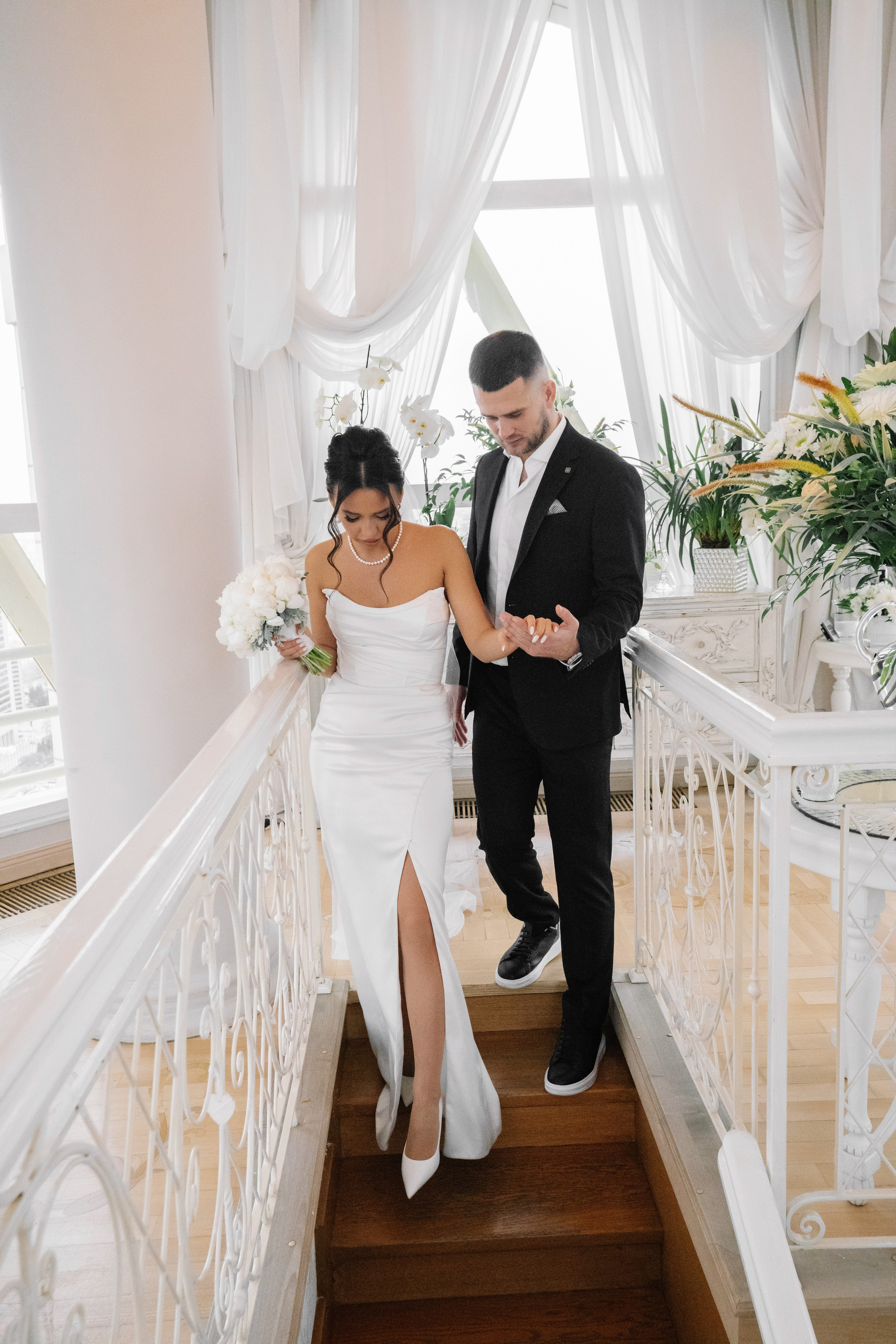 Свадебная фотосессия в отеле Plaza Garden Moscow WTC