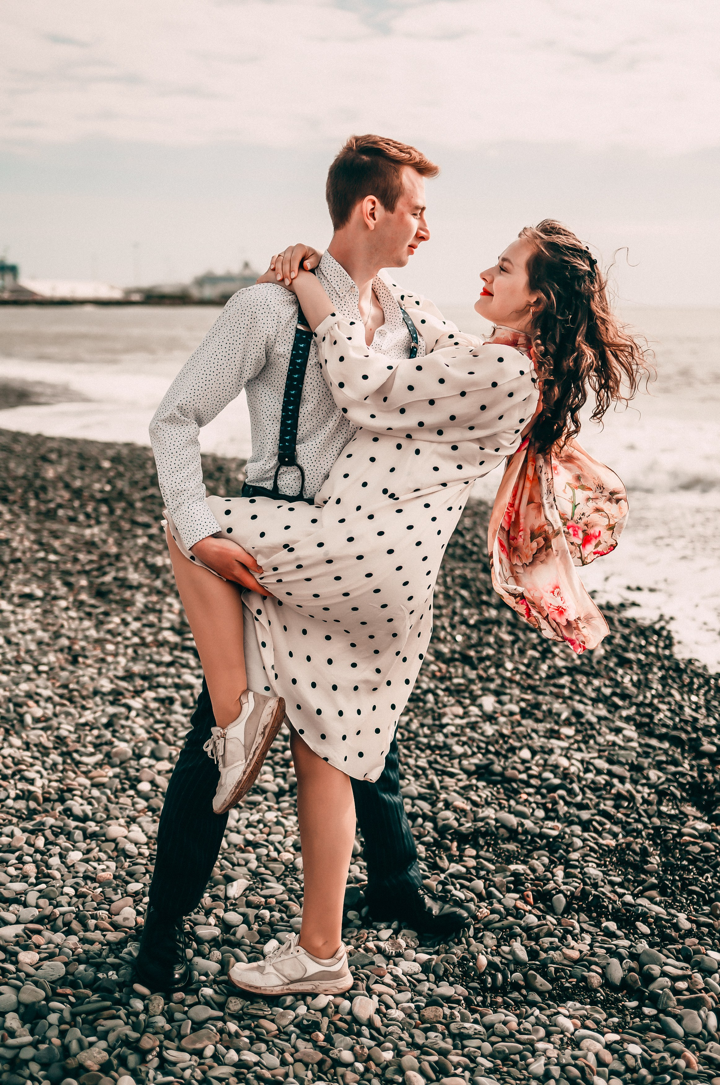 Сливовый сад, морпорт, пляж Ривьера. Свадебный и семейный фотограф София Невская