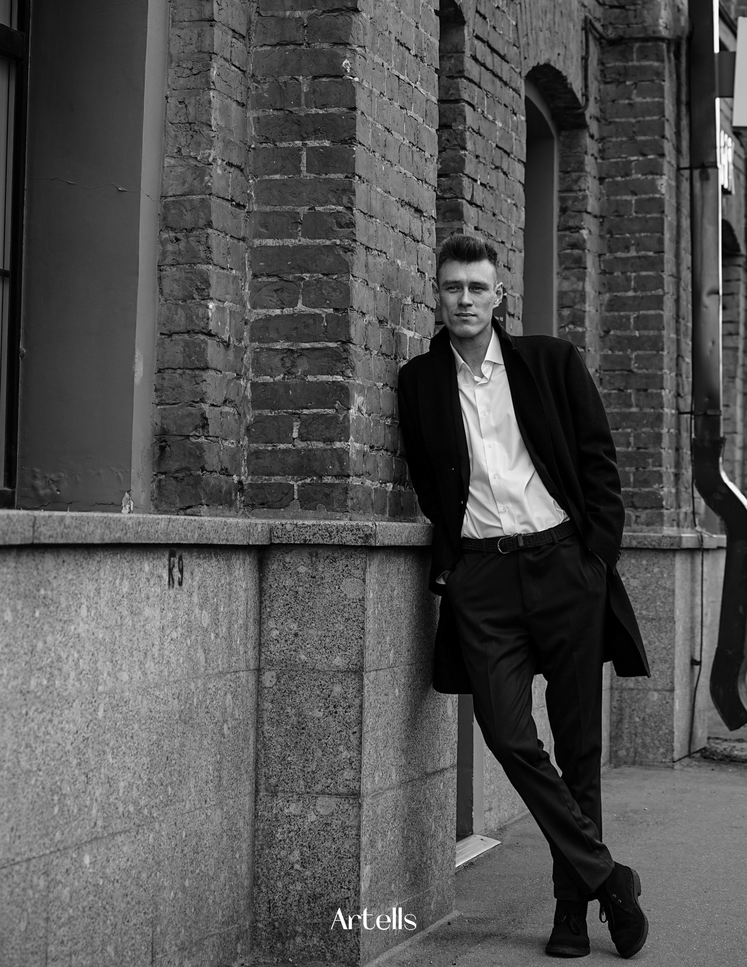 ARTELLS MAGAZINE MEN OCTOBER (Vol 3602), New York, NY. Эля Иванова — честный портрет без позирования в Москве