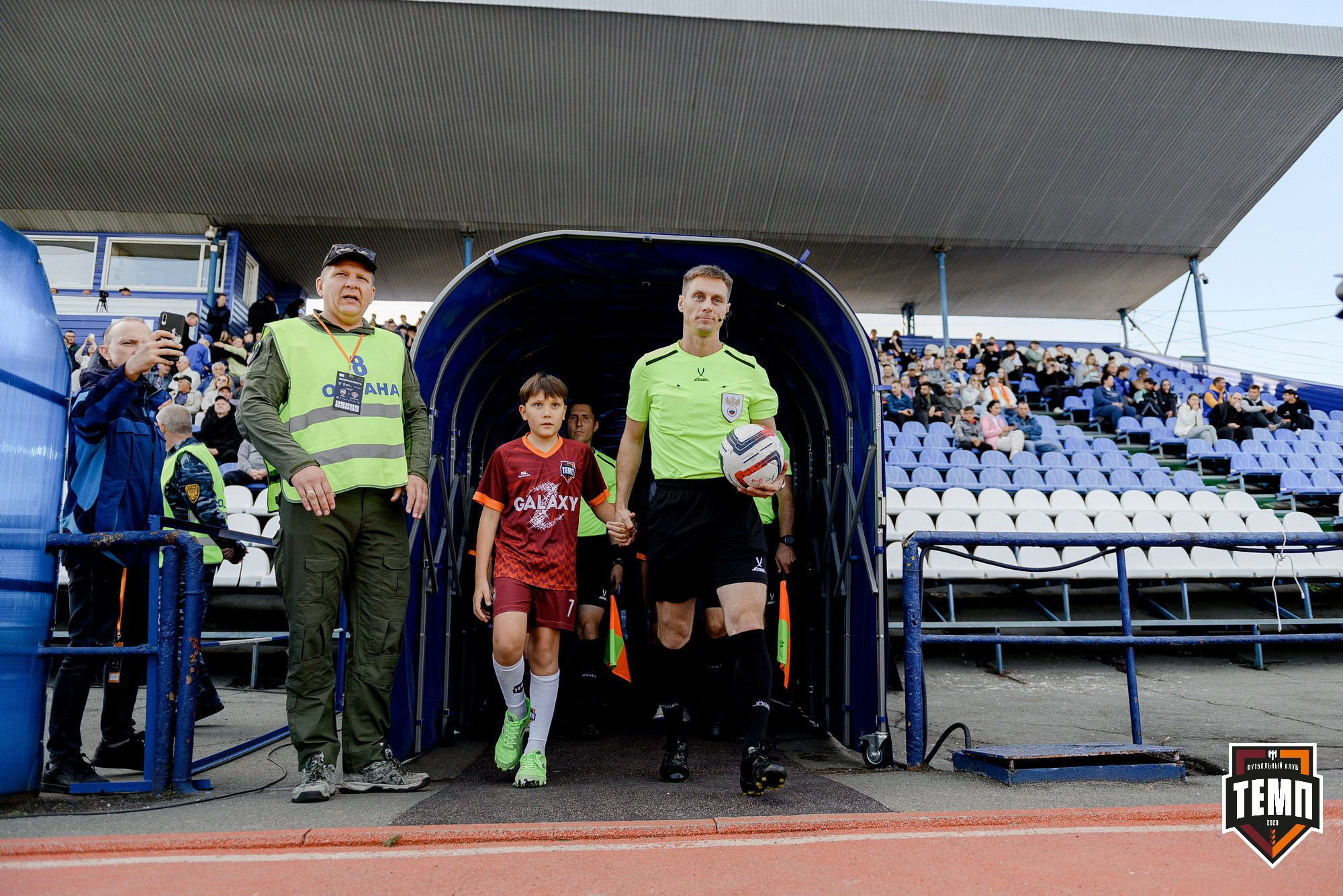 FONBET Кубок России по футболу 2025. Свадебный и репортажный фотограф Никита Сницарев в Барнауле