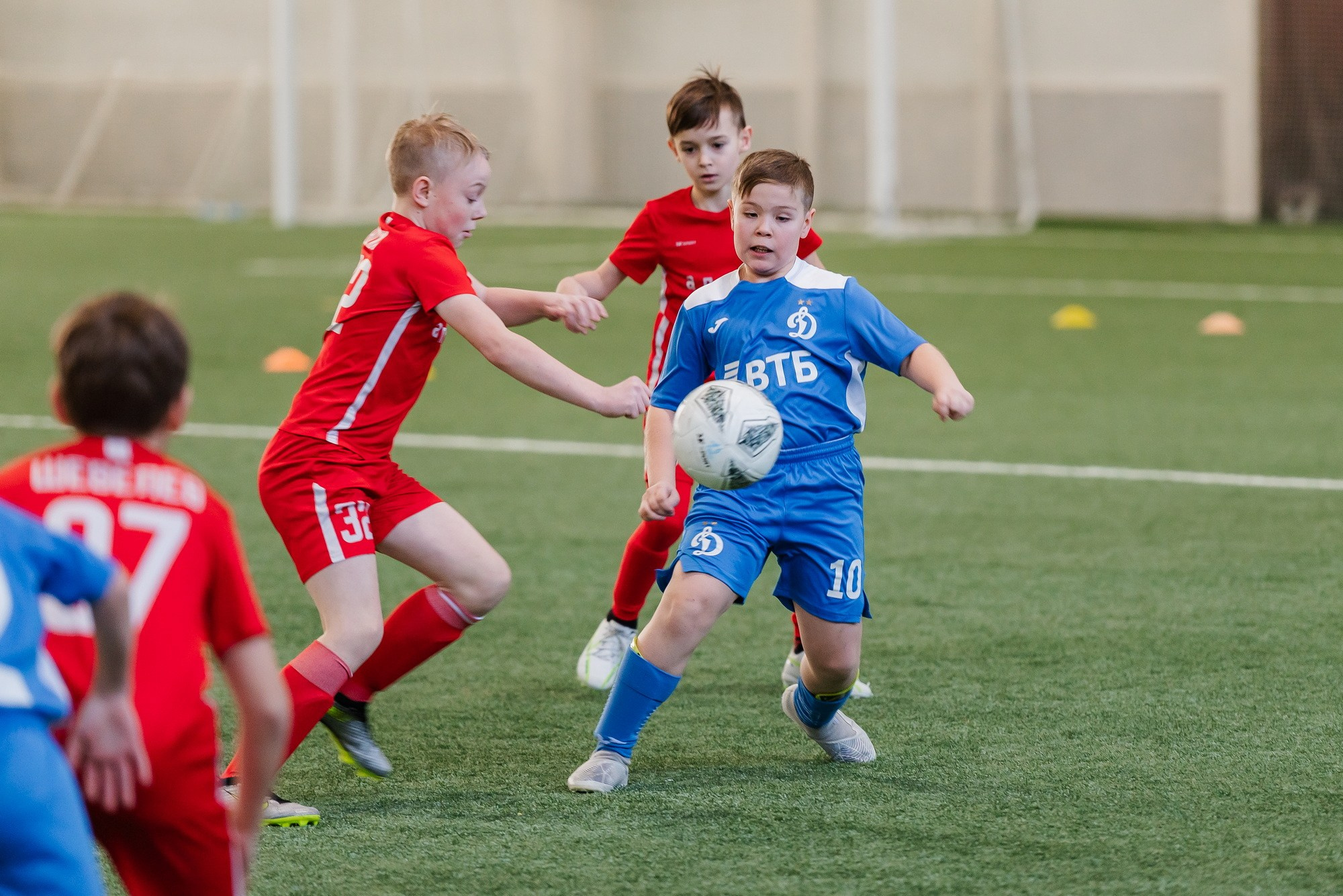 Детский турнир по футболу KAMILOV CUP-2024. Свадебный и репортажный фотограф Никита Сницарев в Барнауле