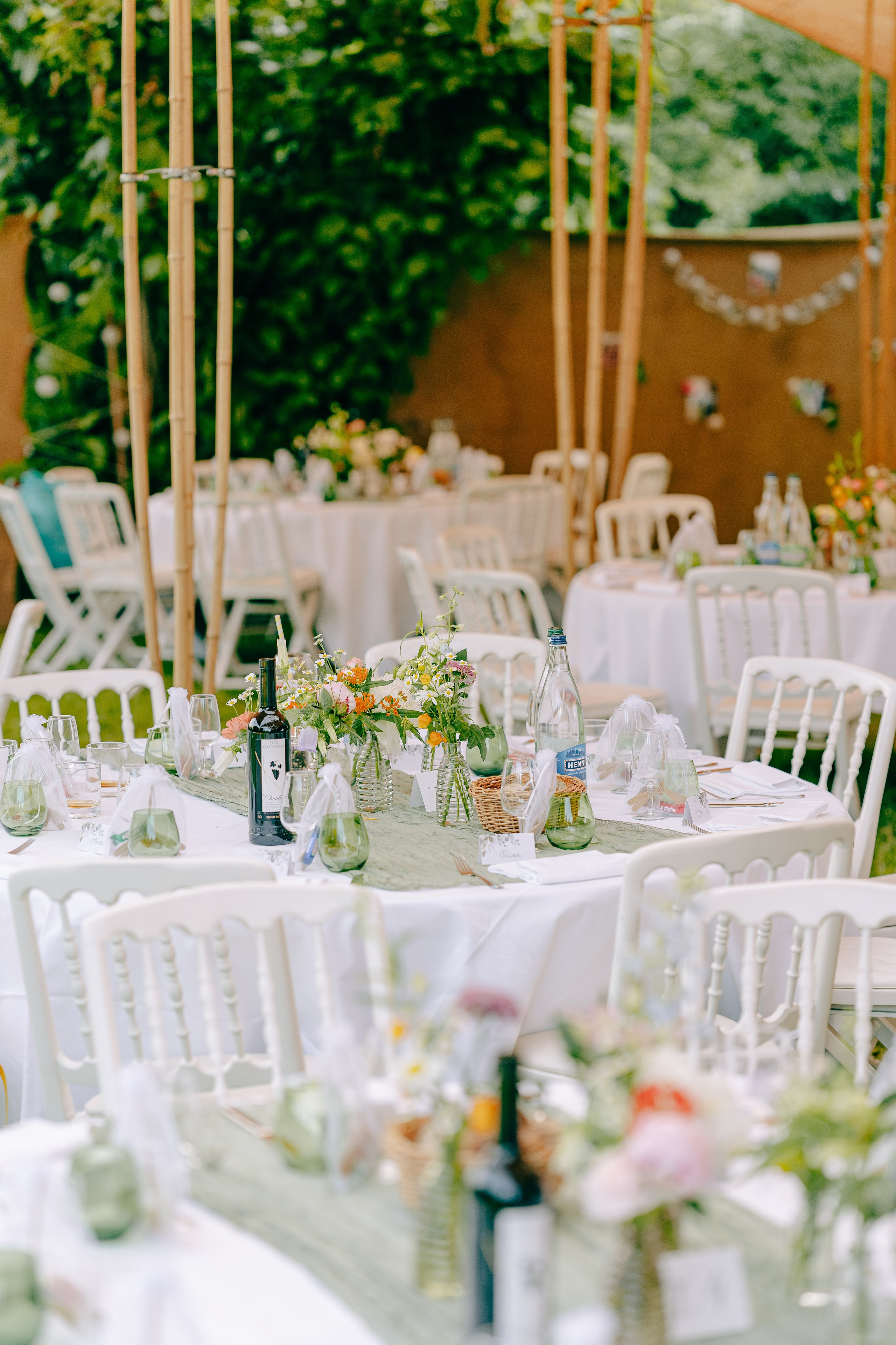 Nhi & Samuel | courtyard. Photographe de Mariage Professionnelle — Genève & Suisse Romande | Tanya Creator