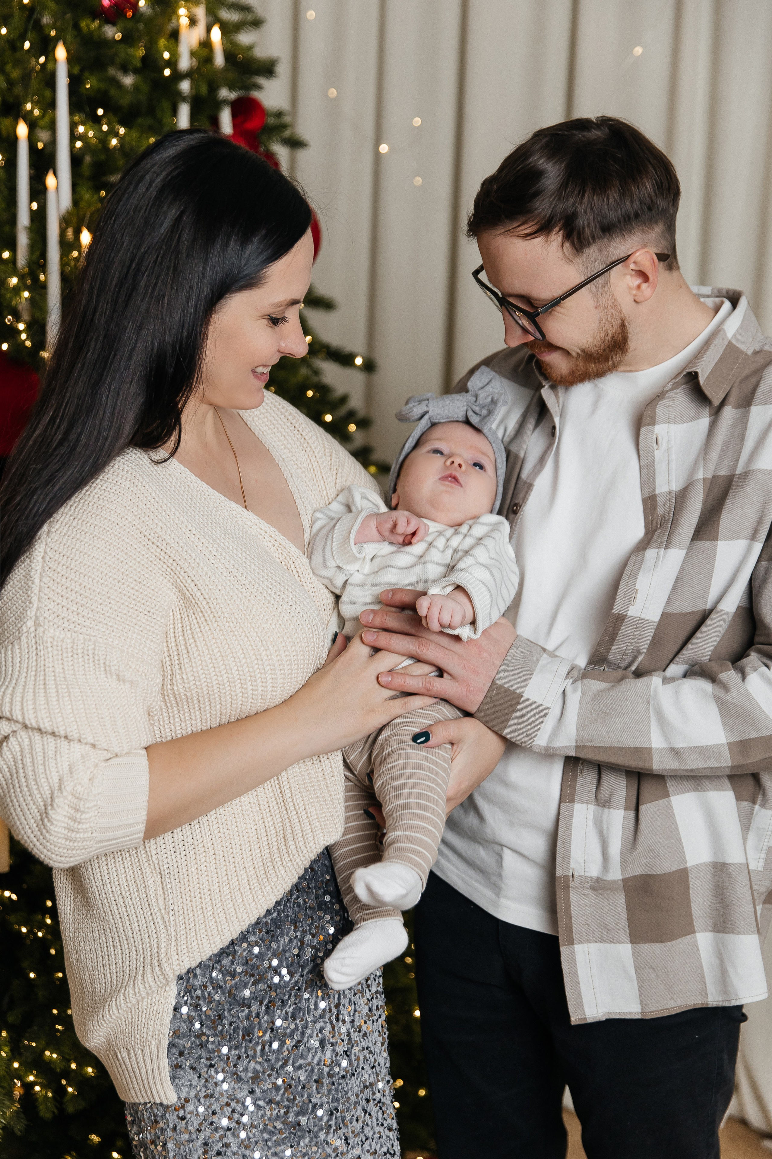 Дарья с семьей новогодняя. Свадебный и семейный фотограф в Вологде Екатерина Назарина