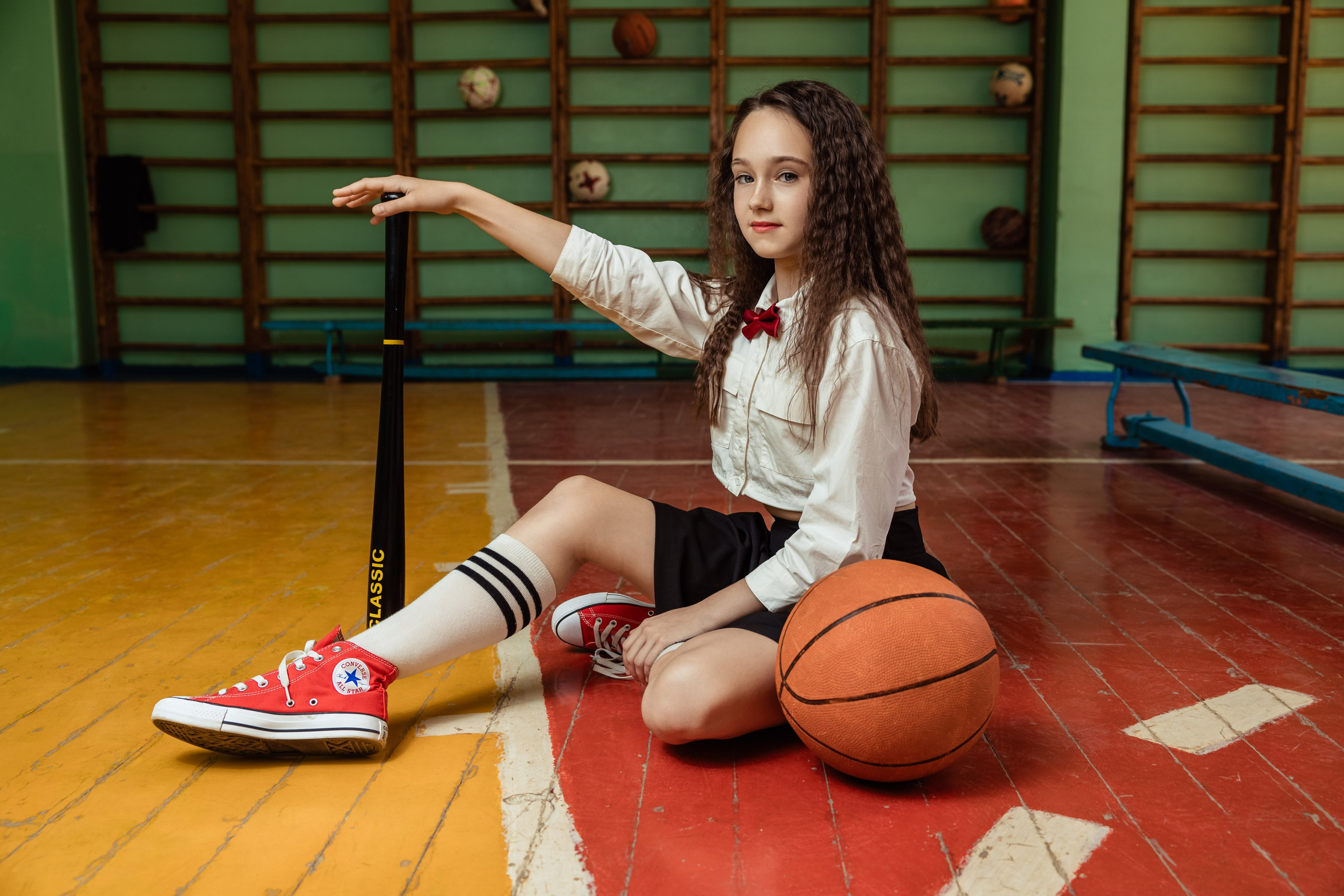 Начальные классы. Выпускные школьные фото­альбомы для школ и детских садов в Волгограде и Волжском