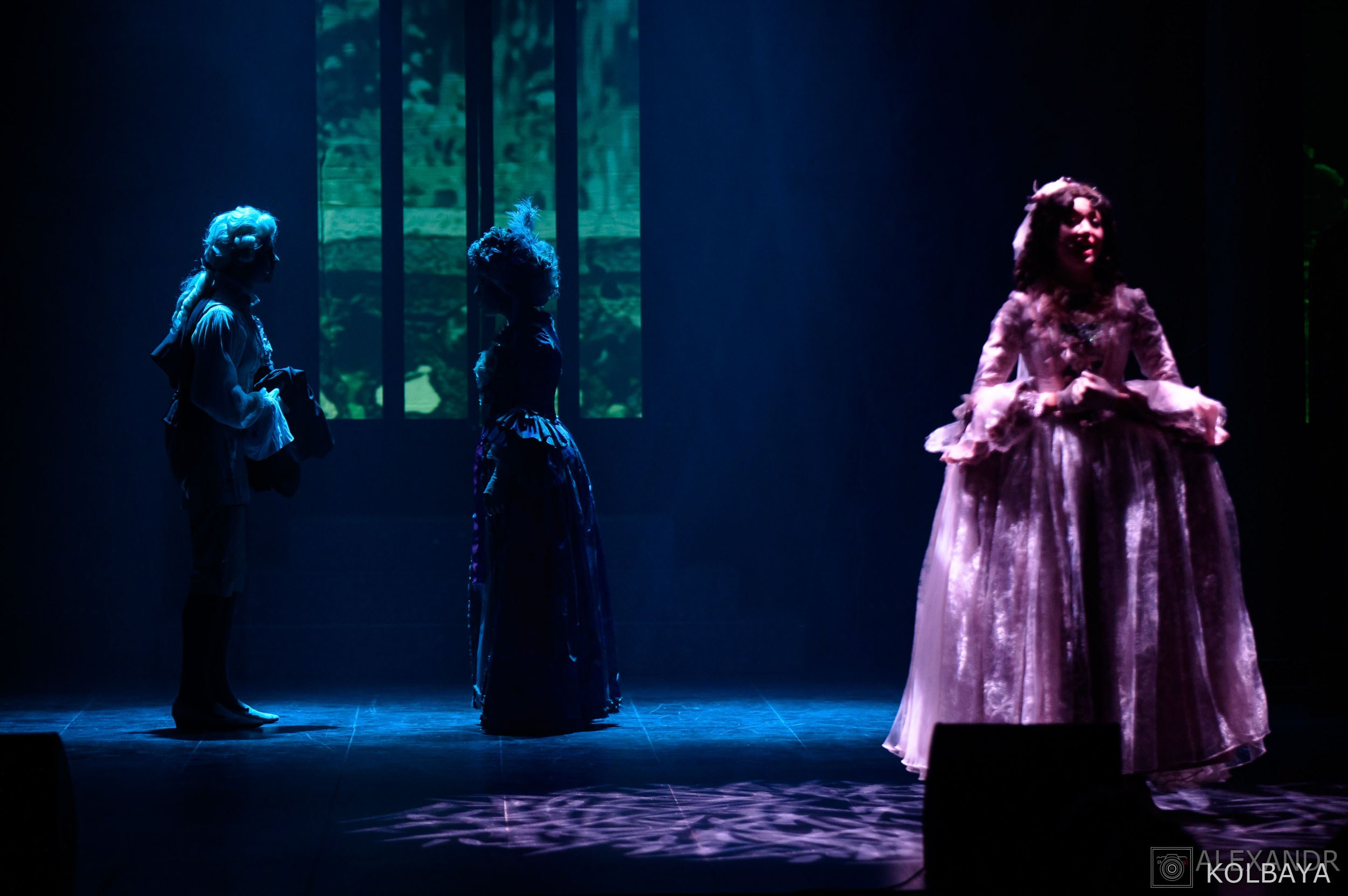 Опасные связи. Концертный и театральный репортажный фотограф в Москве Александр Колбая