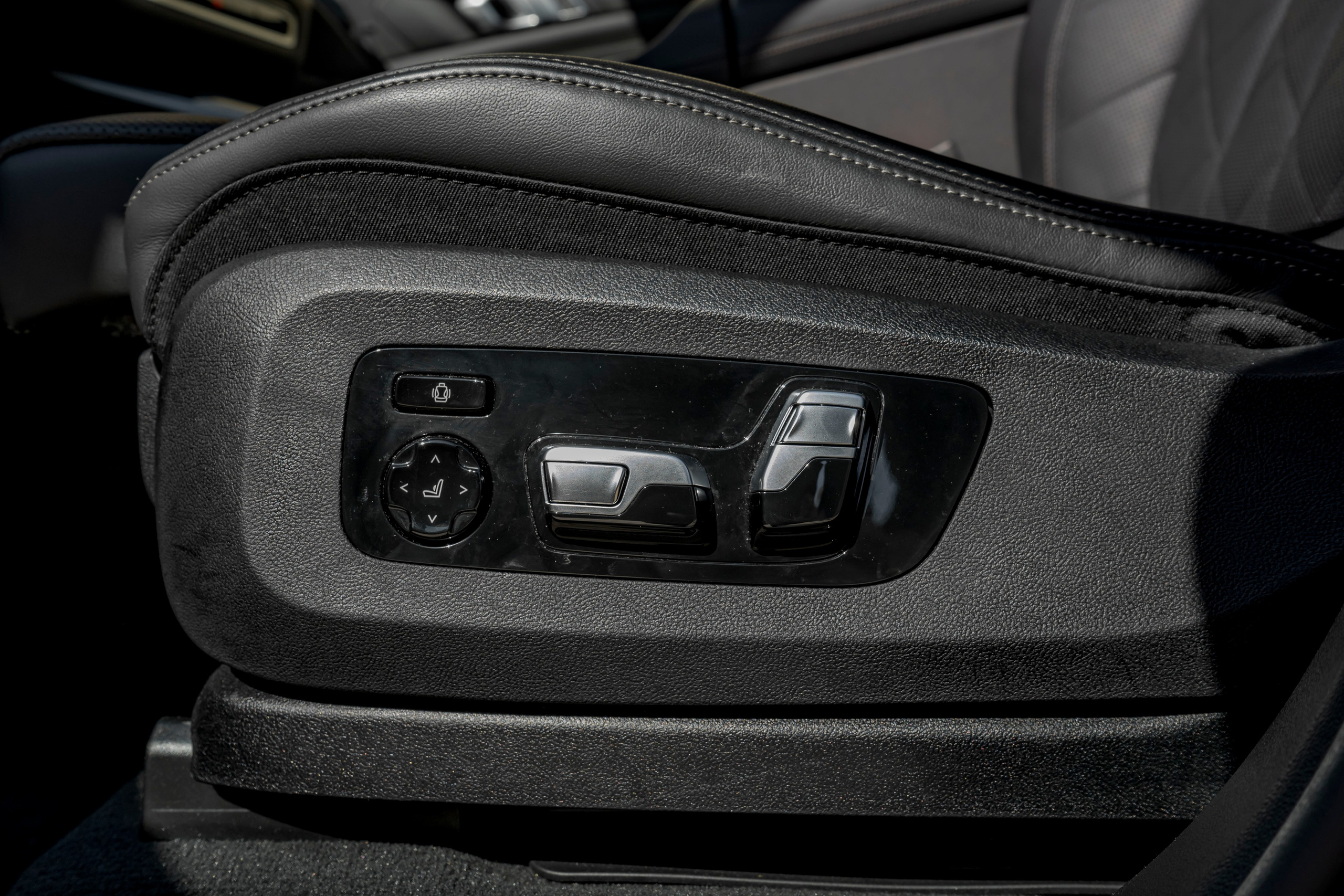 BMW X5. Автомобильный фотограф Ногинск Денис Городок