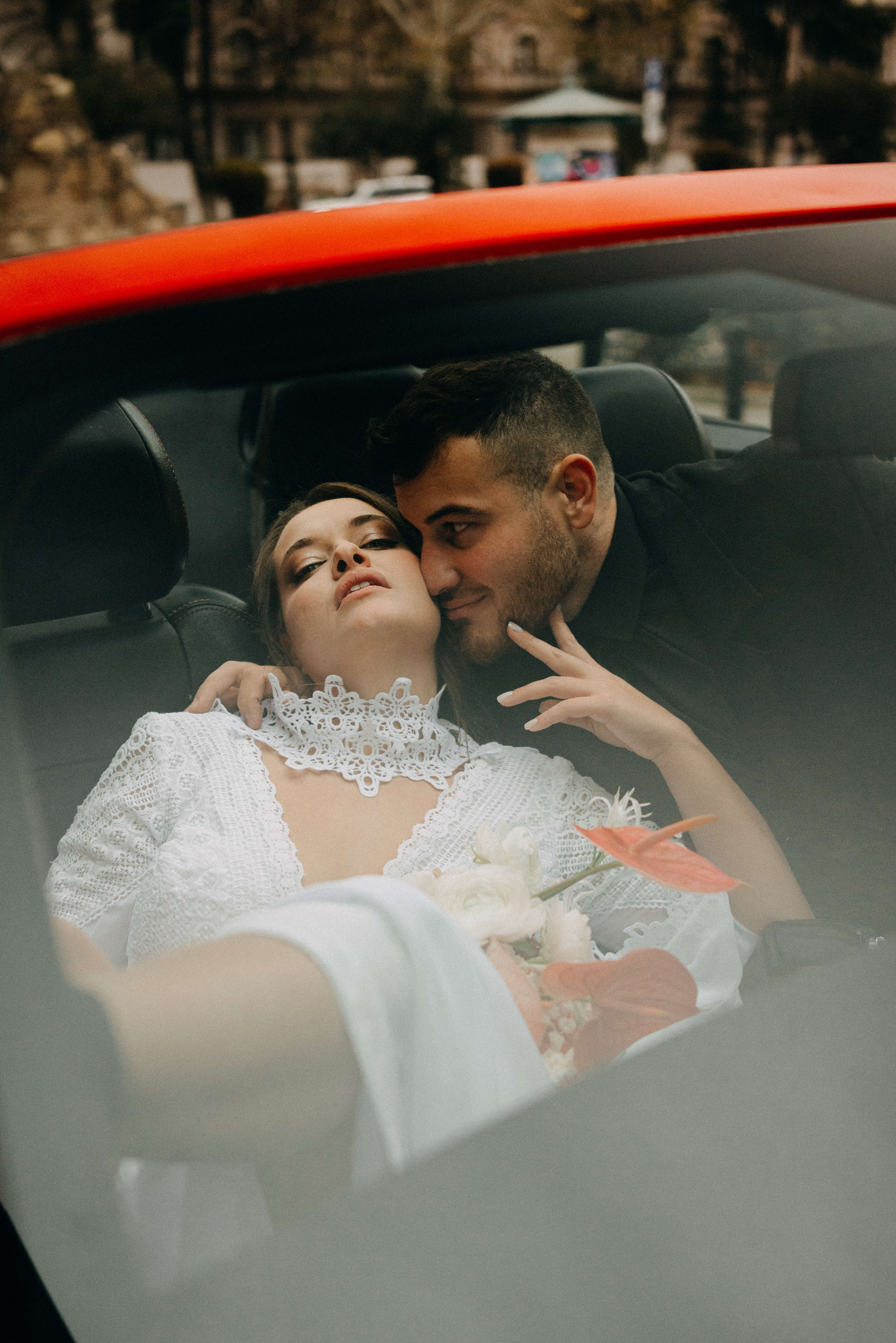 Анна & Виктор | сборы, роспись и прогулка. Портретный и свадебный фотограф в Тбилиси • xeniqo