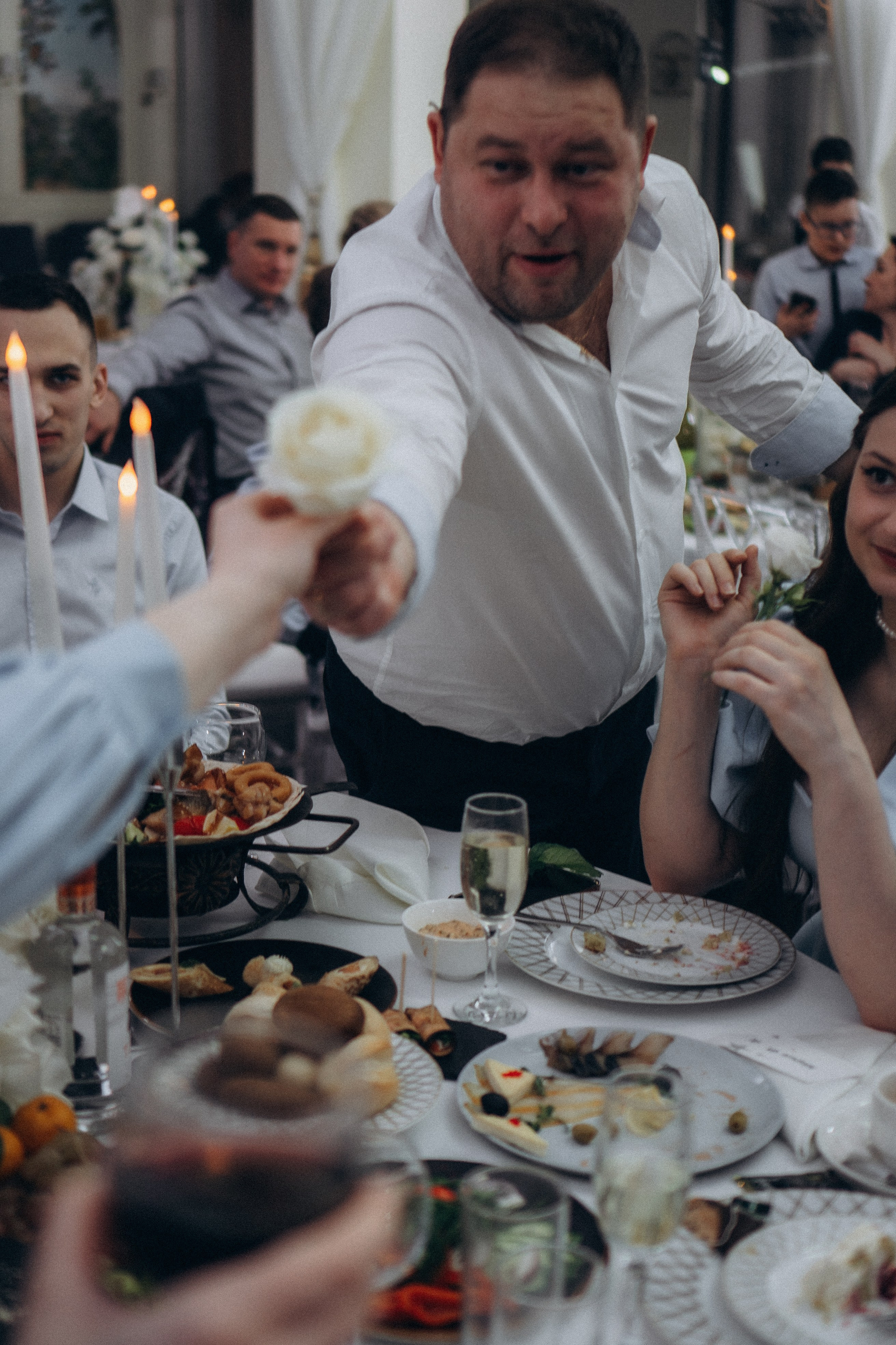 СВАДЕБНАЯ СЬЕМКА СБОРОВ В ОТЕЛЕ И ВЫЕЗД НА ЦЕРЕМОНИЮ (СНЯТО В СИБИРЕ В НИЖНЕВАРТОВСКЕ). Профессиональный фотограф, Санкт-Петербург — Виктория Богомолова