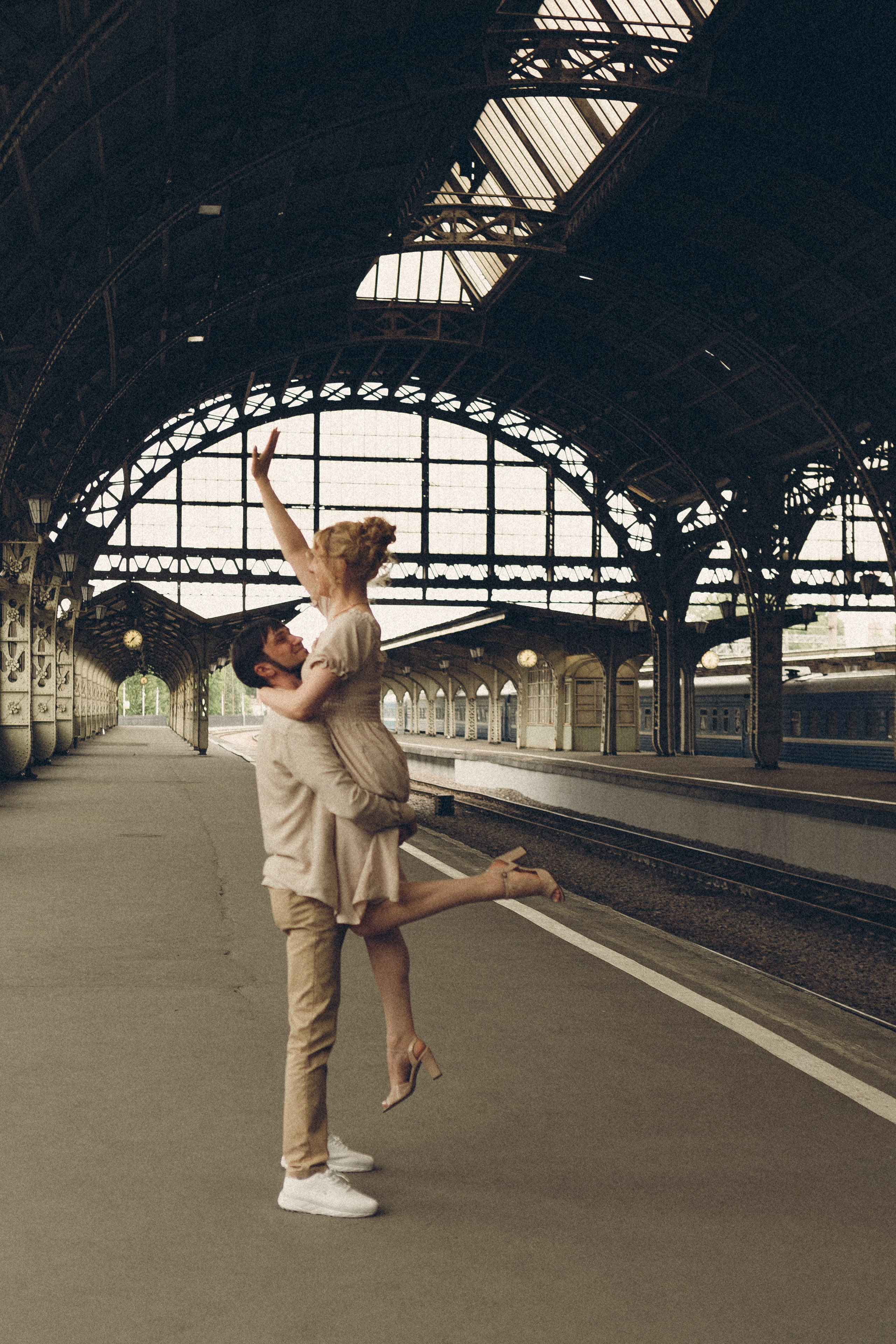 ПРОГУЛКА НА ВИТЕБСКОМ ВОКЗАЛЕ. Профессиональный фотограф, Санкт-Петербург — Виктория Богомолова