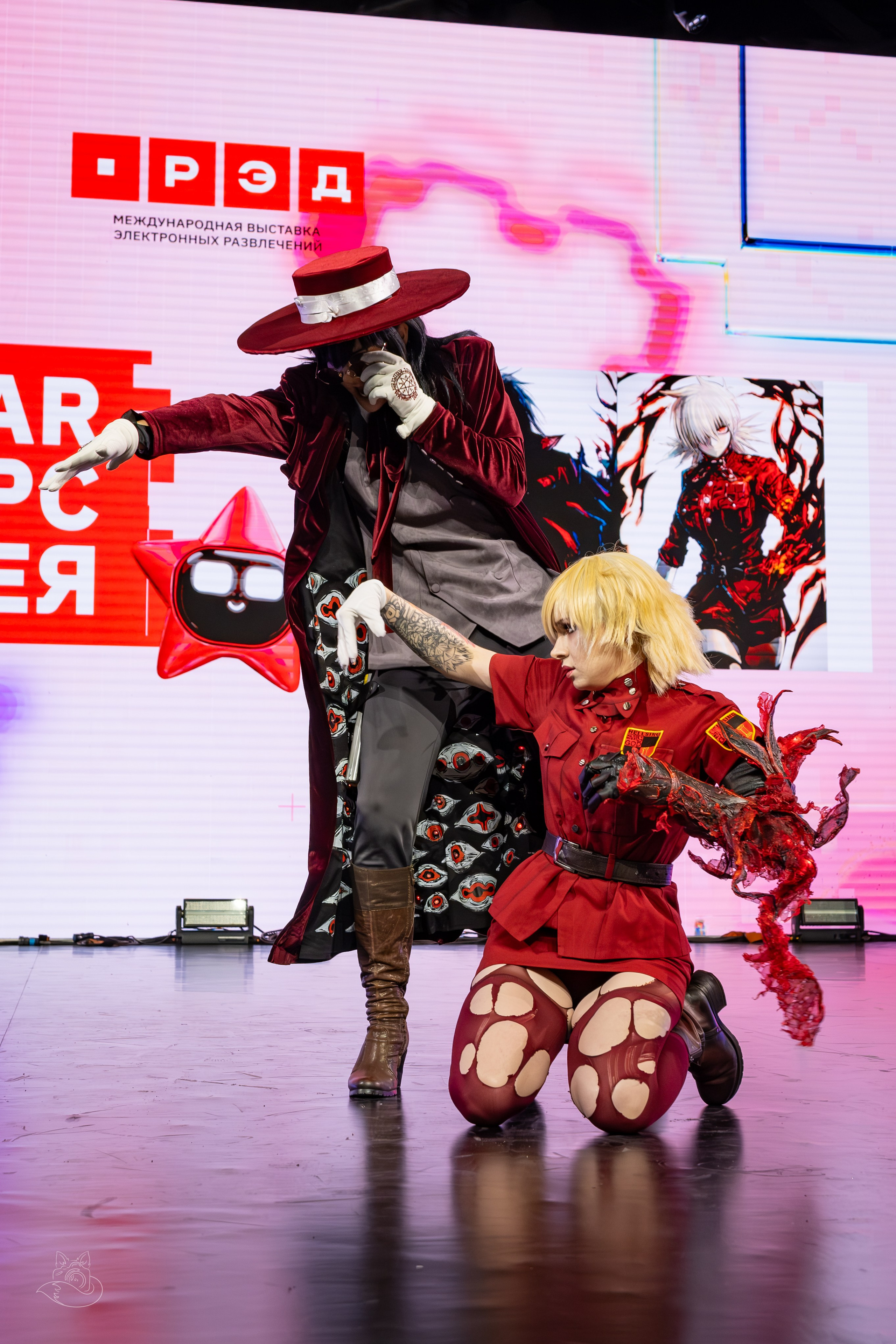 Сцена РЭД ЭКСПО 2024. Косплей фотограф