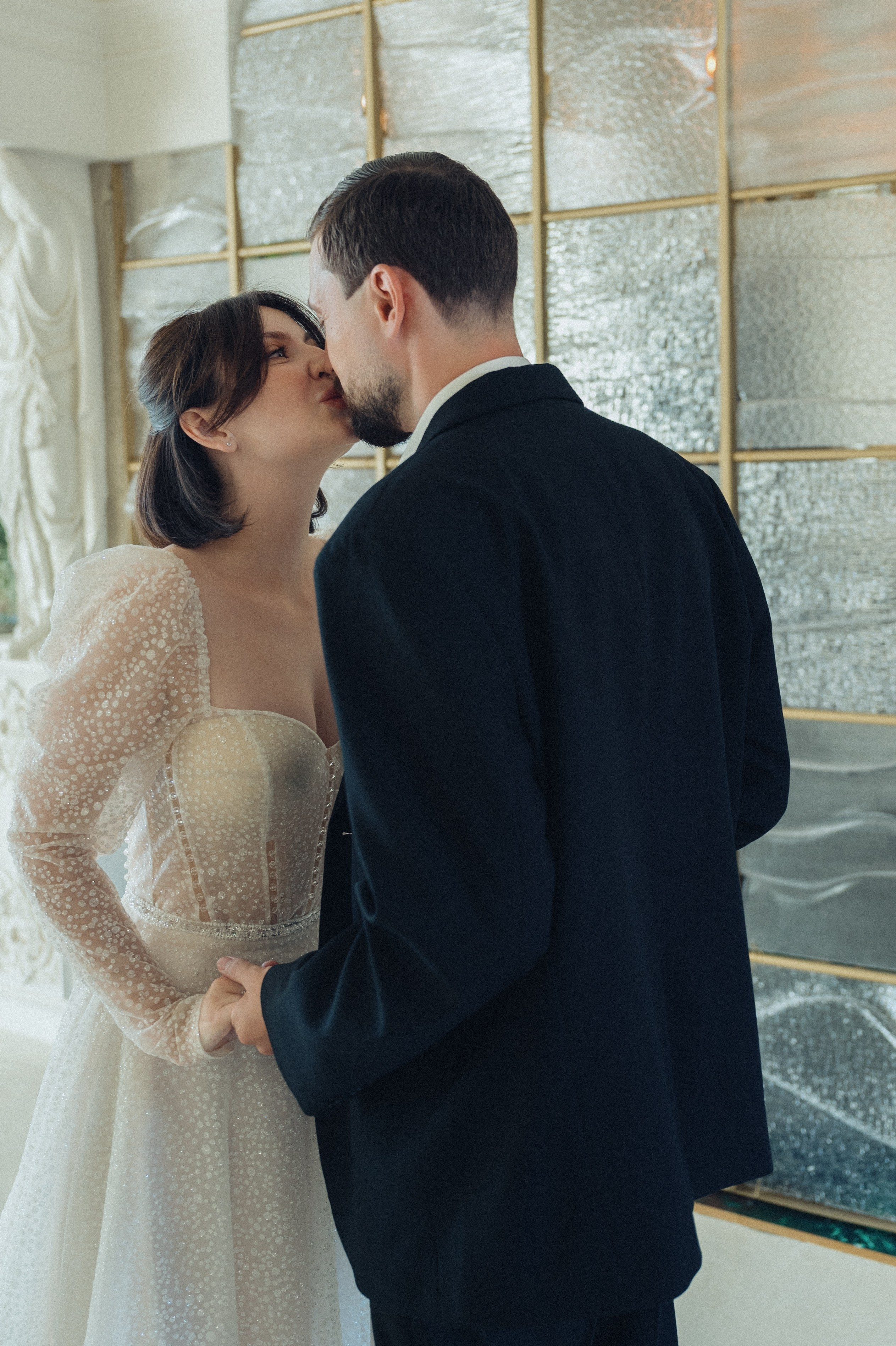 Любовь в Доме Архитектора. Свадебный и семейный фотограф в Краснодаре Марина Стёпа